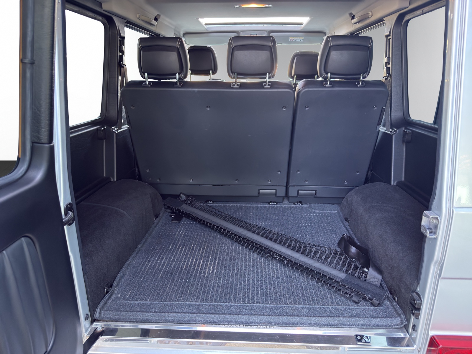 MERCEDES-BENZ G 350d-image-6