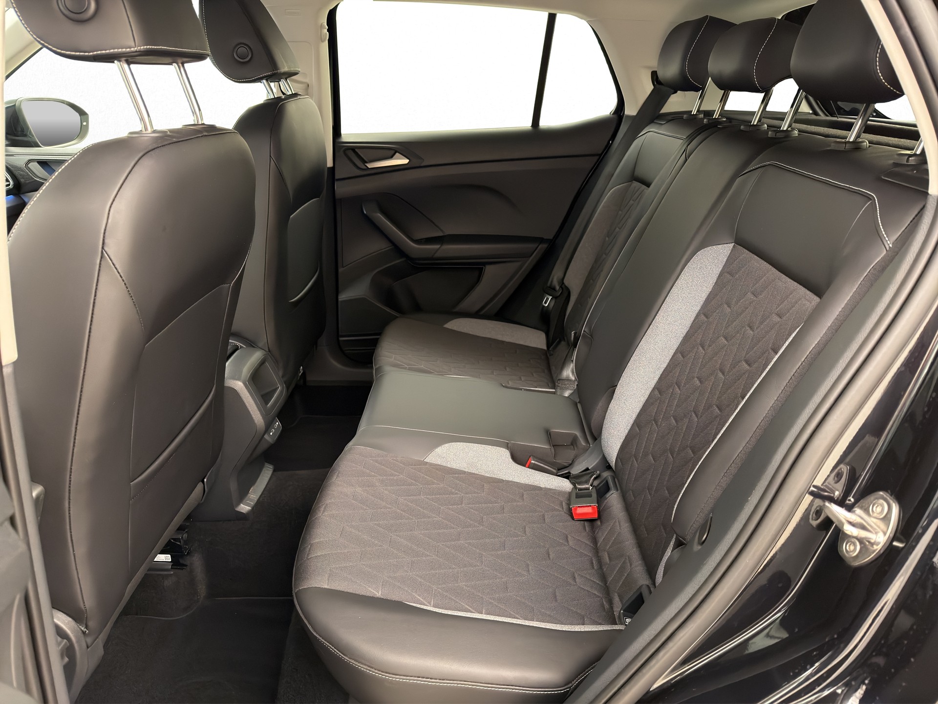 VW T-Cross 1.0 TSI 115PS Goal DSG-image-11