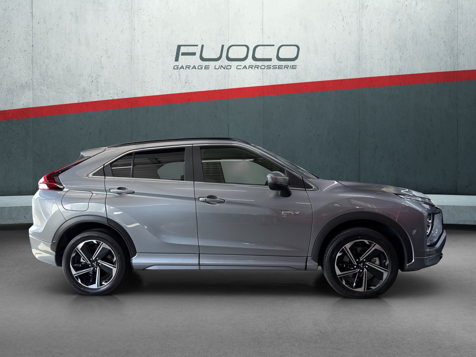 MITSUBISHI Eclipse Cross 2.4 PHEV Intense 4WD-showroom-element-2