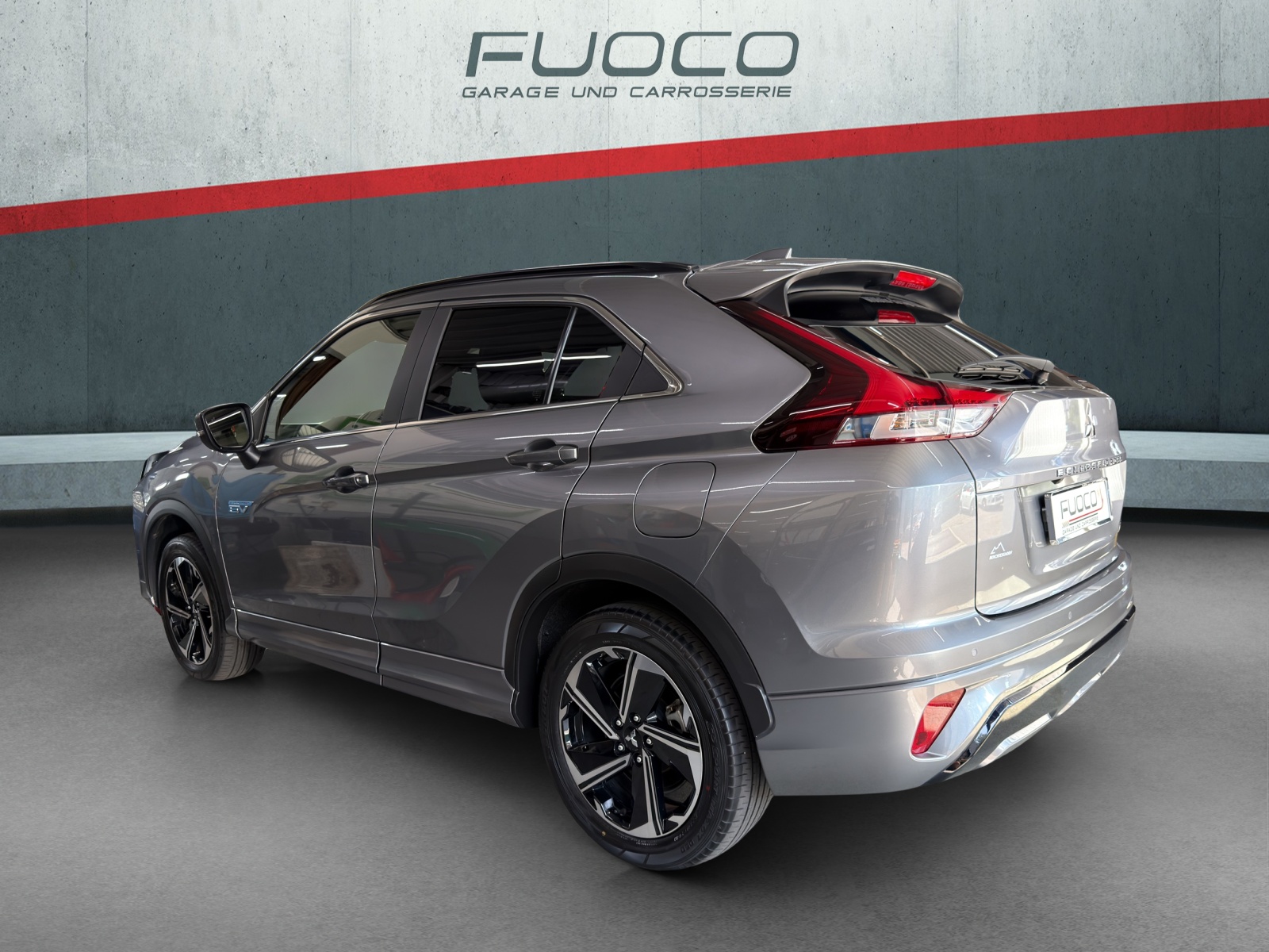 MITSUBISHI Eclipse Cross 2.4 PHEV Intense 4WD-showroom-element-1