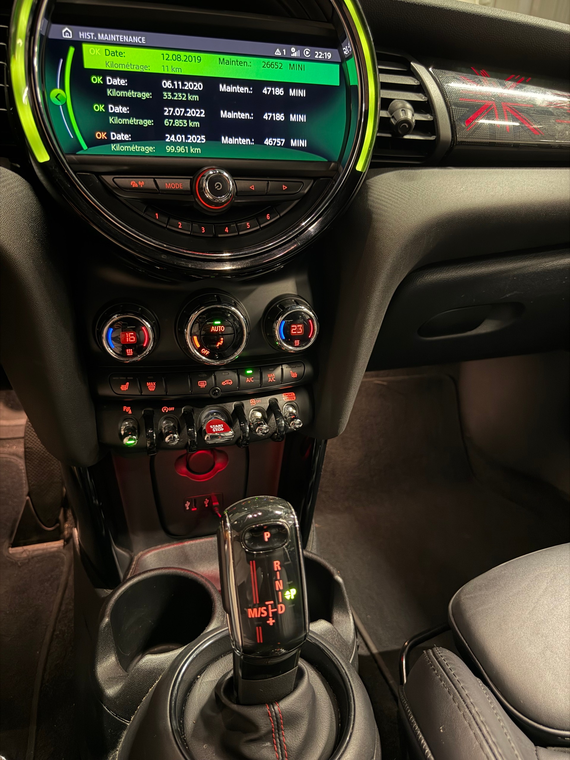 MINI Cooper S Steptronic DKG-image-11