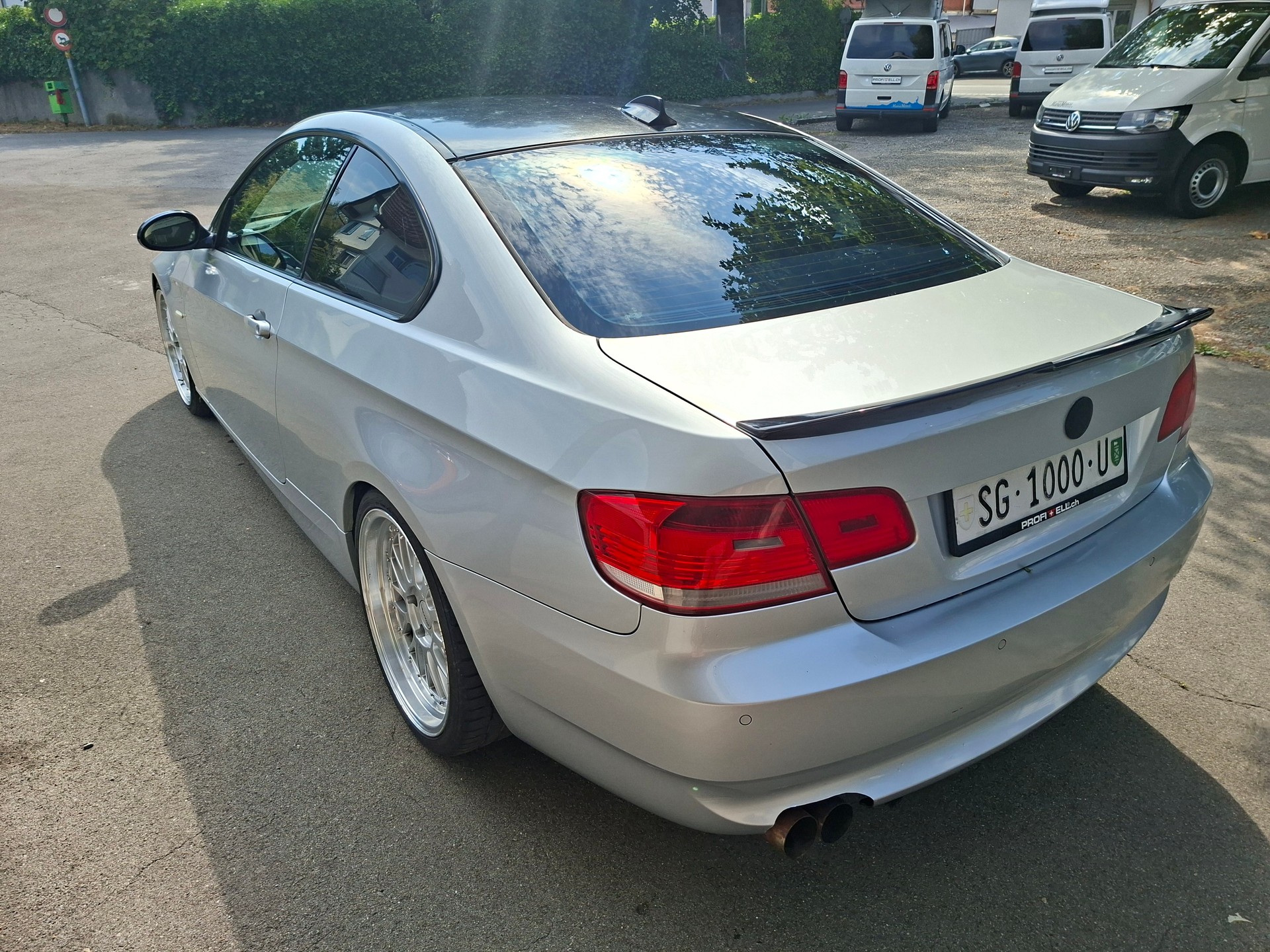 BMW 325i Coupé-image-3