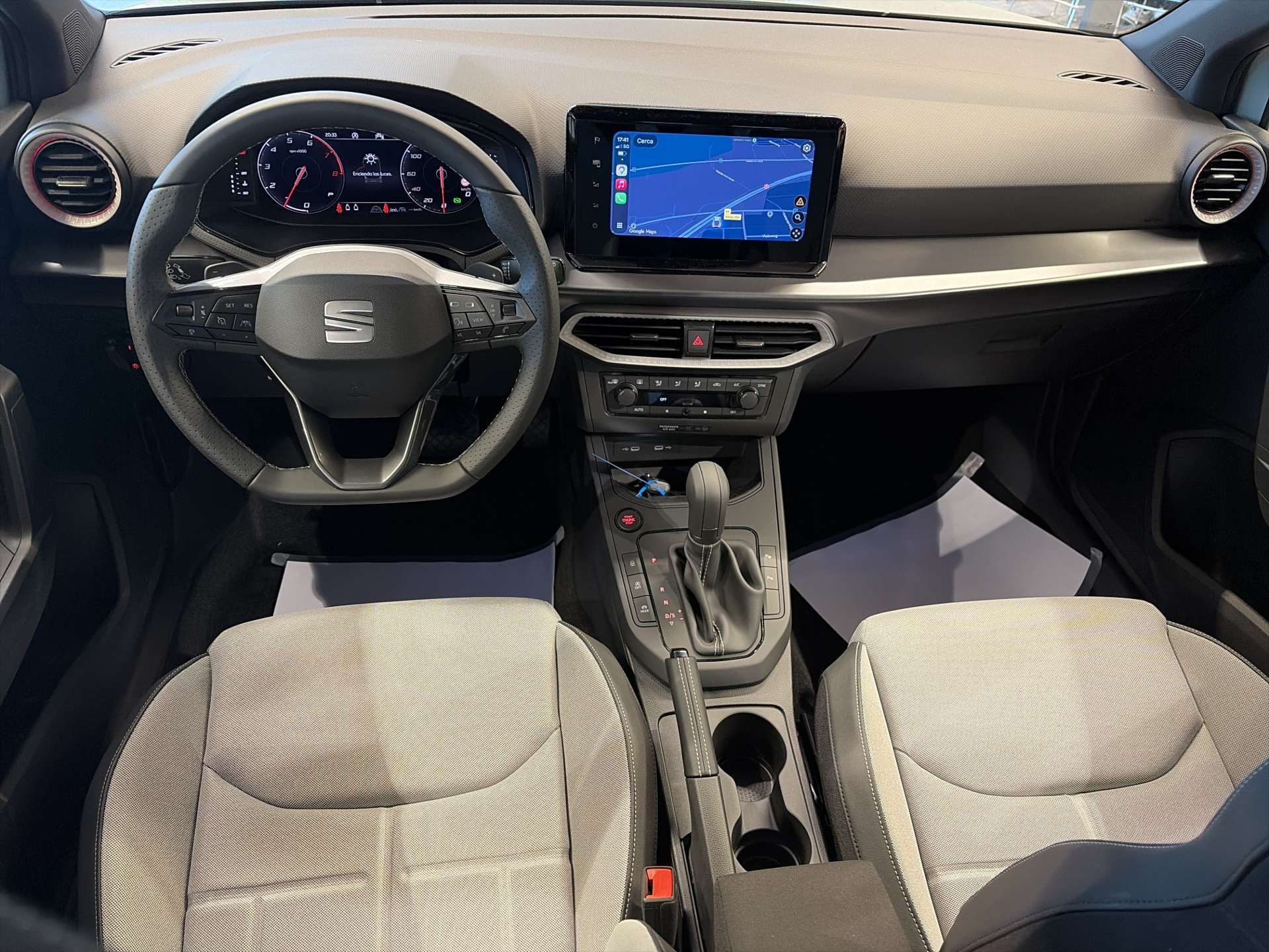 SEAT Arona 1.0 TSi Eco FR DSG-Automat-image-14