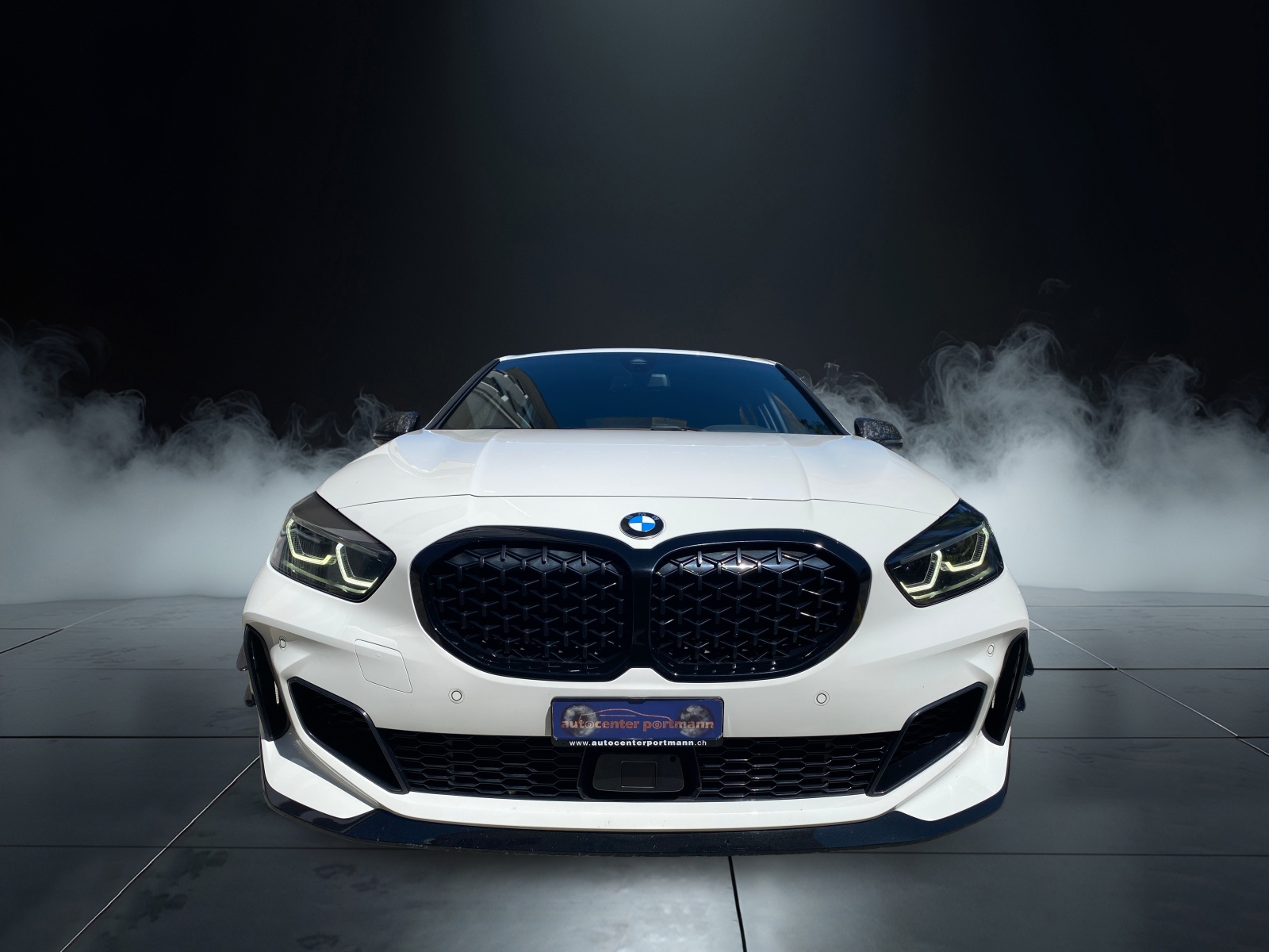 BMW M135i xDrive Swiss Performance Steptronic-image-6
