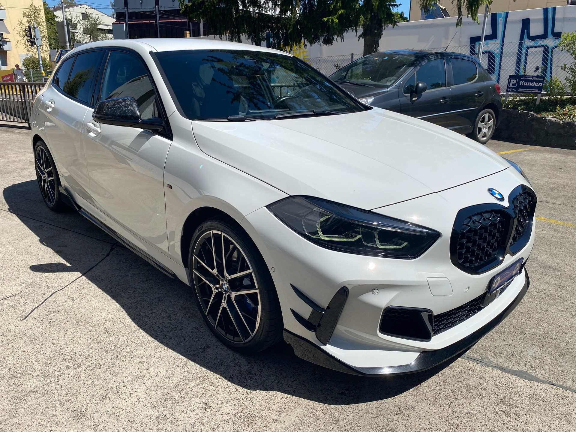 BMW M135i xDrive Swiss Performance Steptronic-image-3