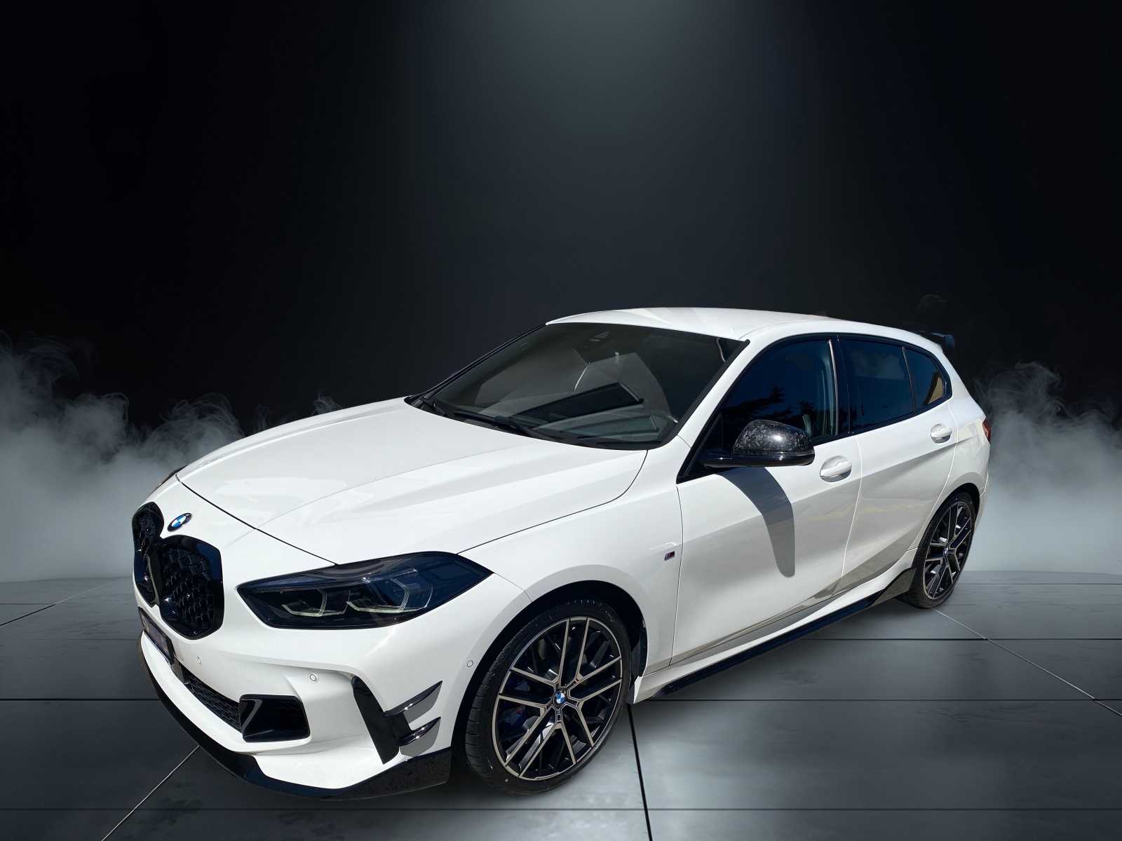 BMW M135i xDrive Swiss Performance Steptronic-image-4