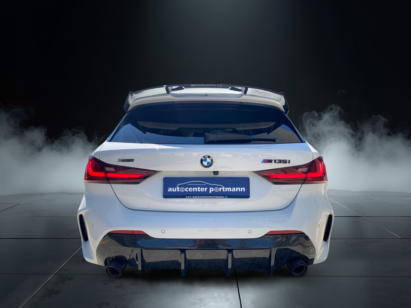 BMW M135i xDrive Swiss Performance Steptronic-image-11