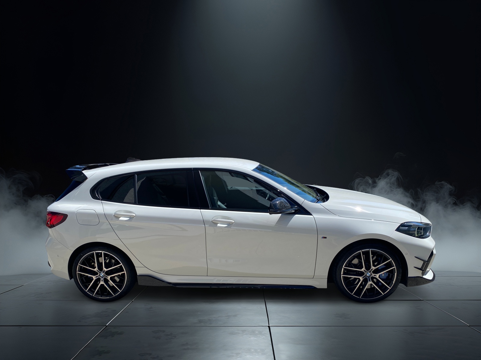 BMW M135i xDrive Swiss Performance Steptronic-image-8
