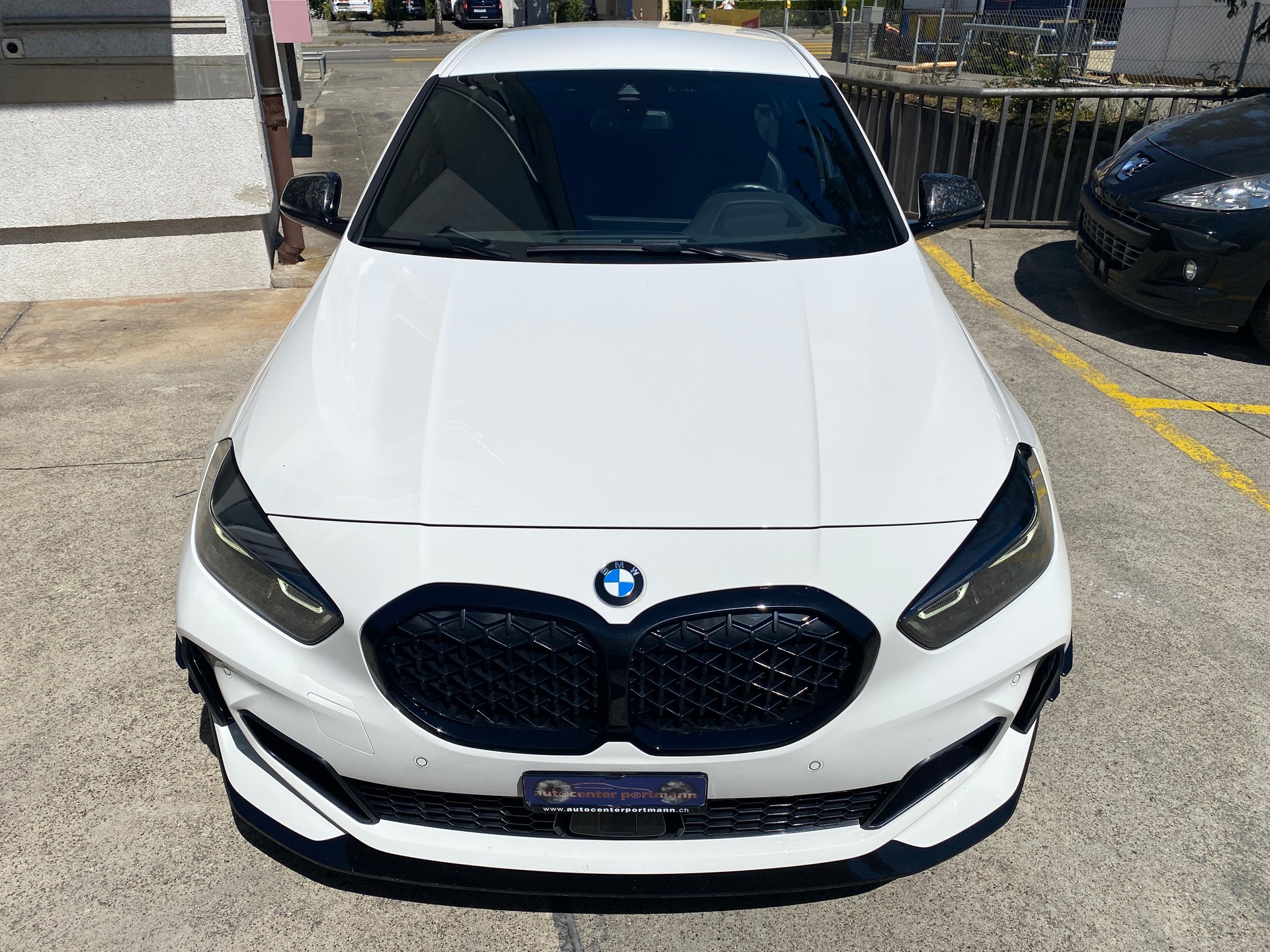 BMW M135i xDrive Swiss Performance Steptronic-image-5