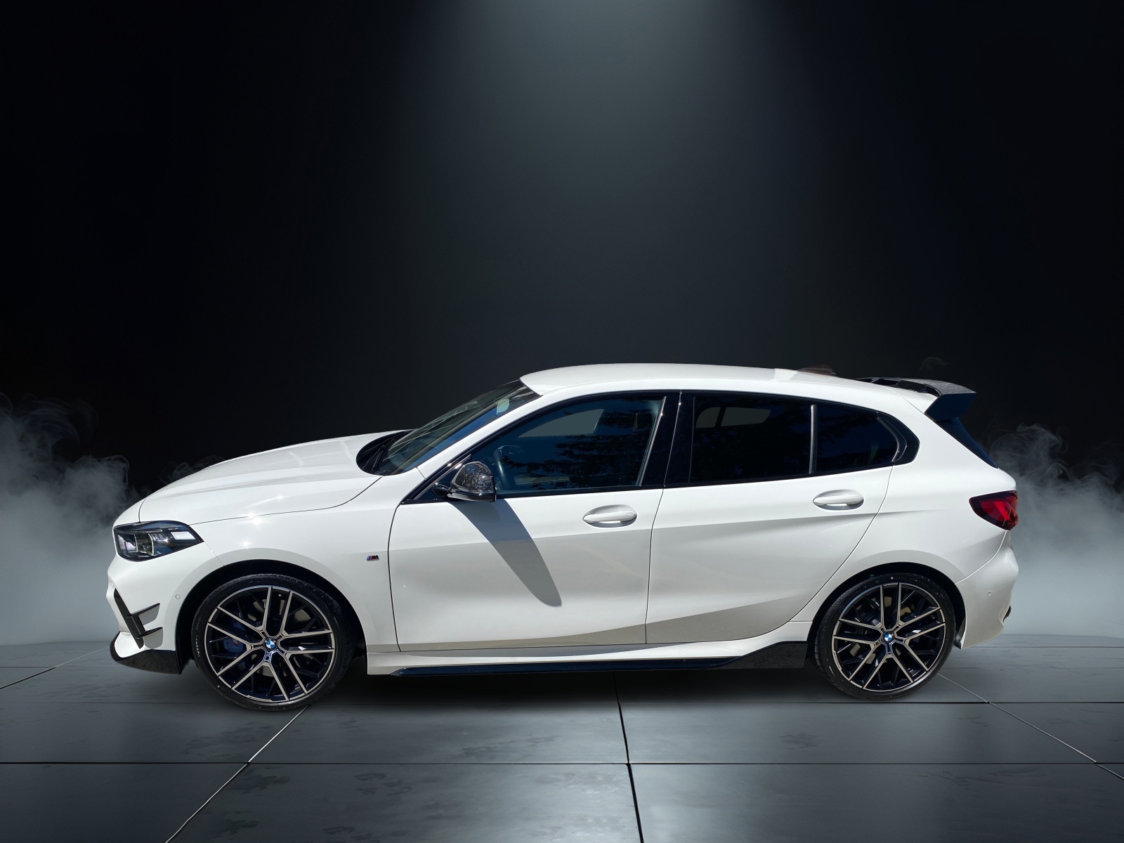 BMW M135i xDrive Swiss Performance Steptronic-image-7