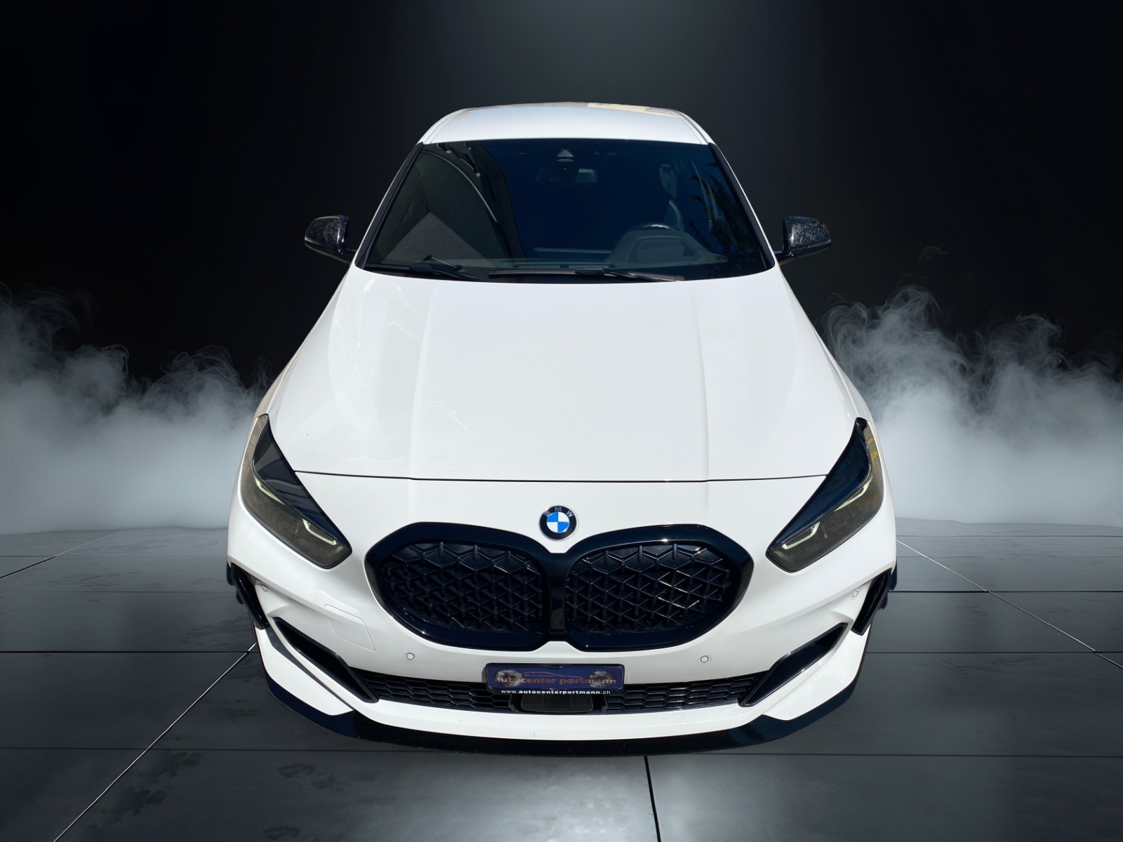 BMW M135i xDrive Swiss Performance Steptronic-image-5