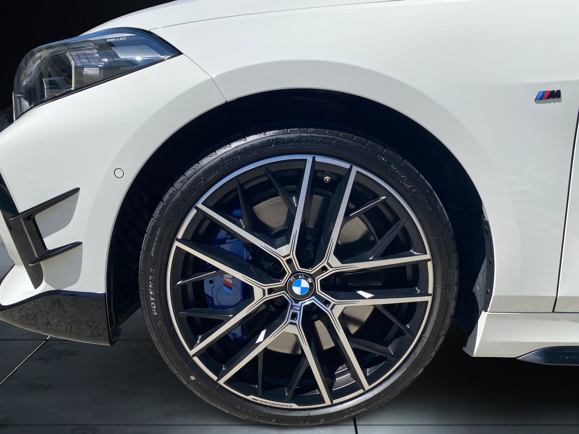 BMW M135i xDrive Swiss Performance Steptronic-image-13