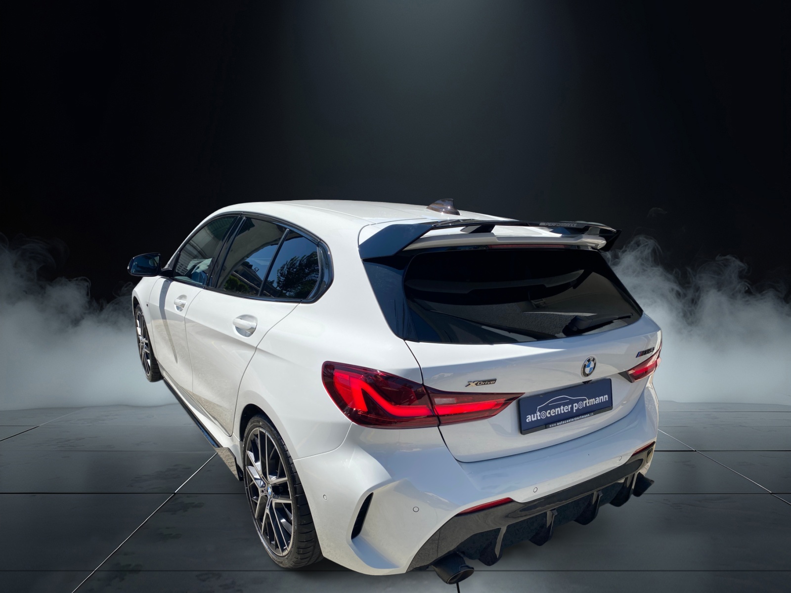 BMW M135i xDrive Swiss Performance Steptronic-image-10