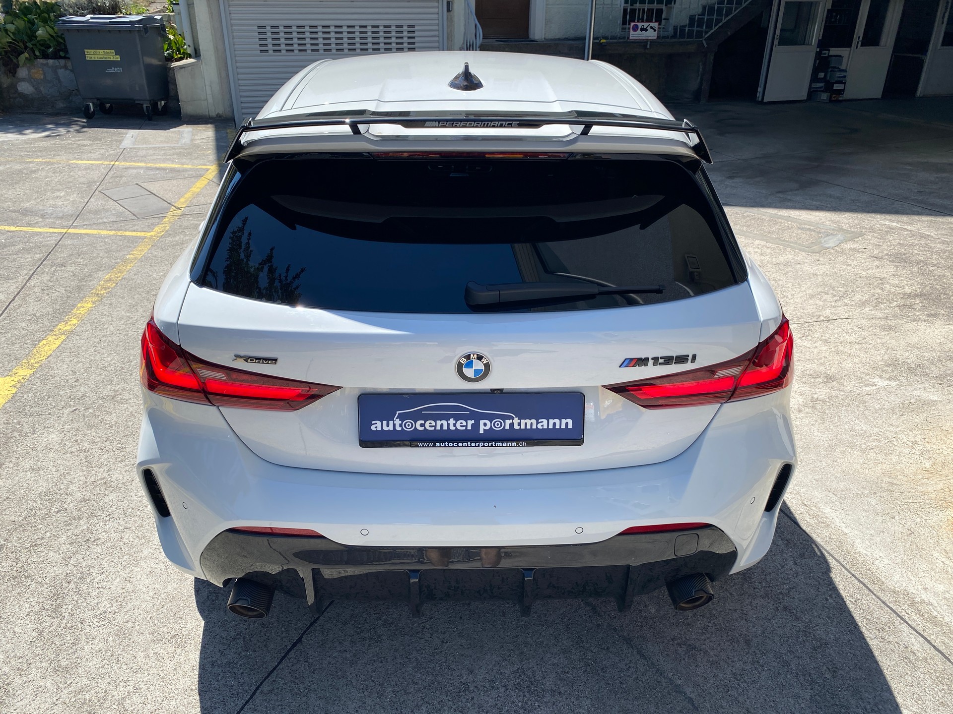 BMW M135i xDrive Swiss Performance Steptronic-image-12