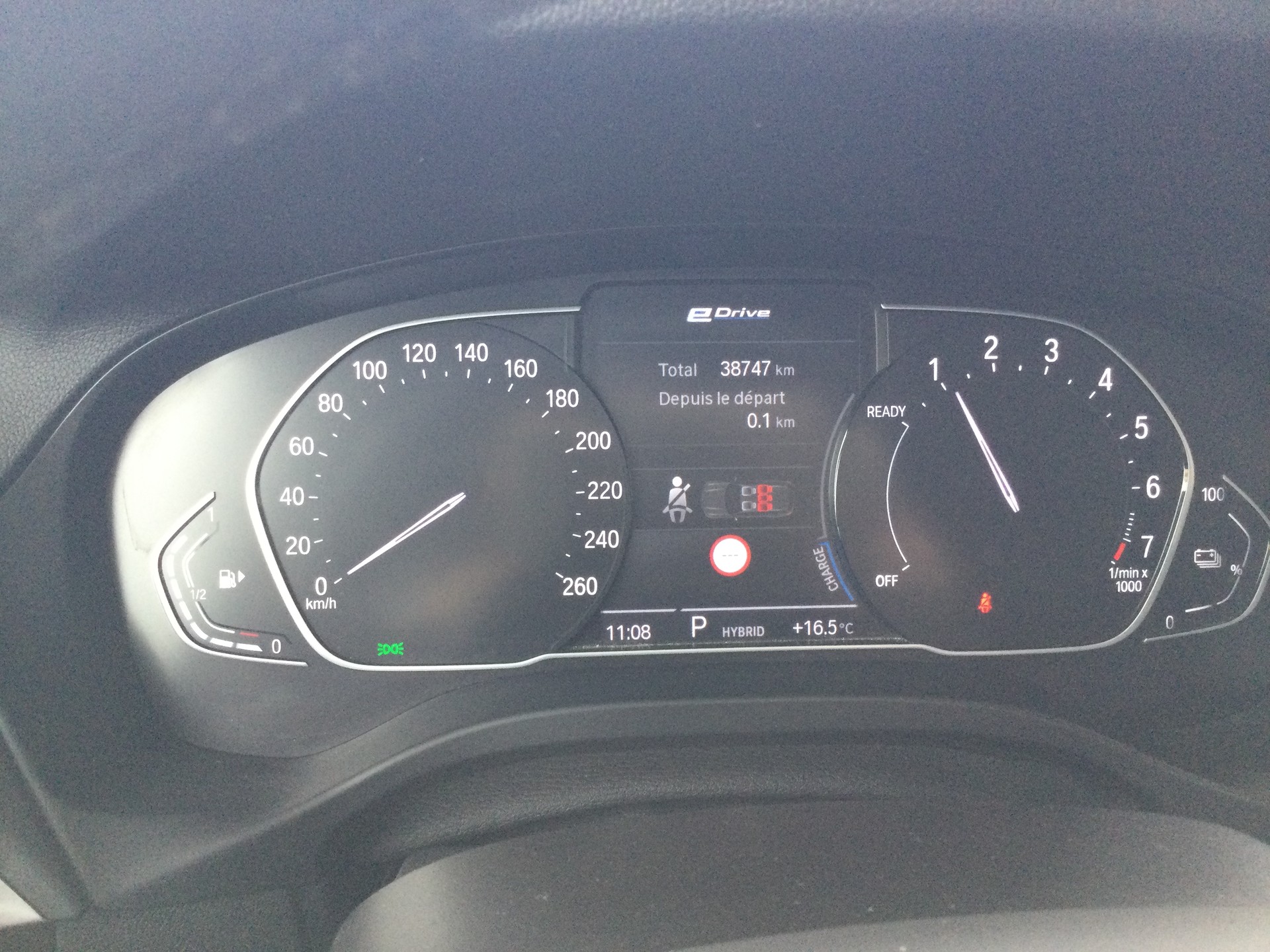 BMW 30e xDrive-image-5