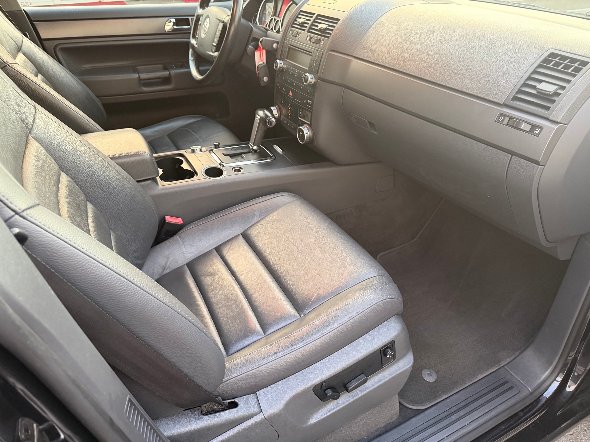 VW Touareg 2.5 TDI-image-13