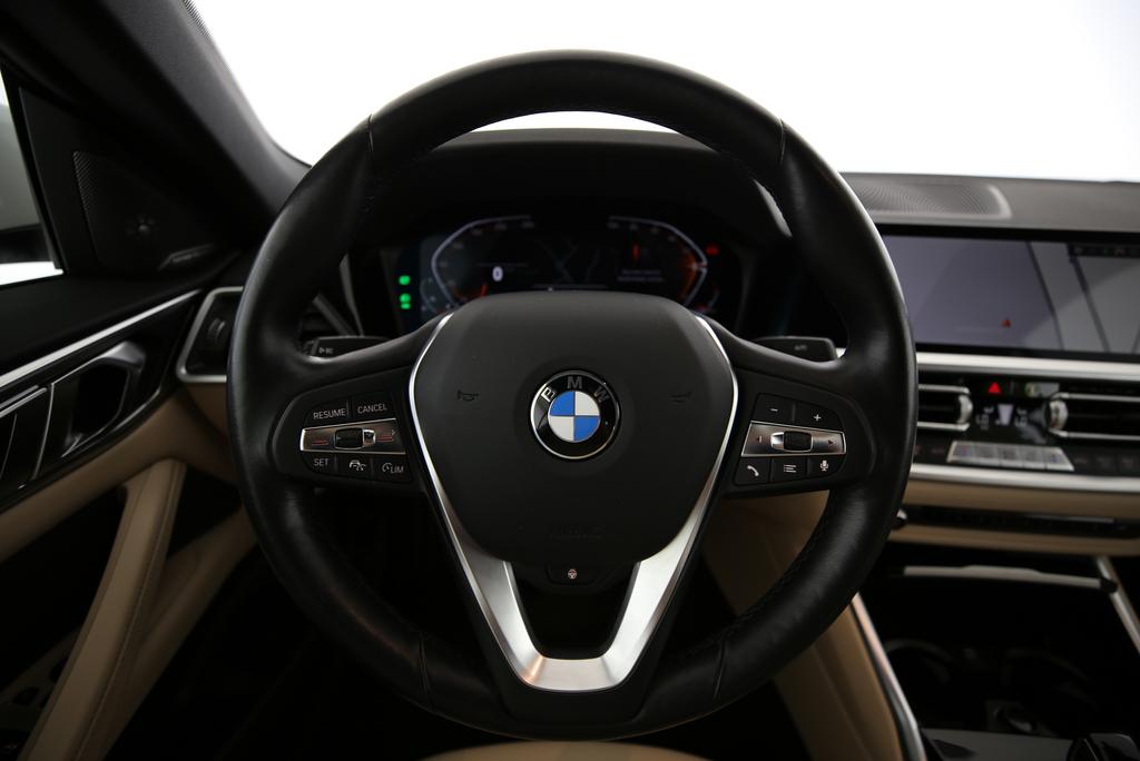 BMW 420i Cabrio-image-4