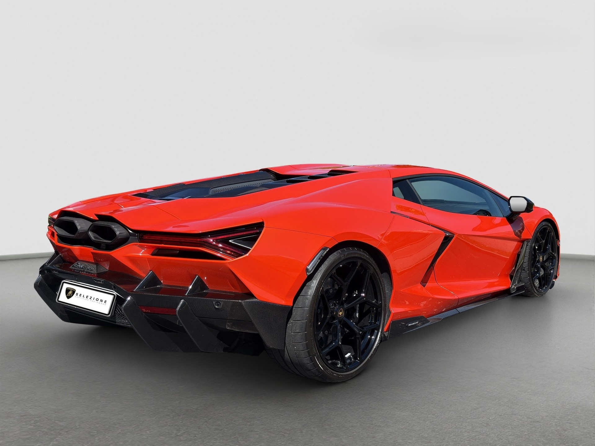 LAMBORGHINI Revuelto HPEV-showroom-element-2
