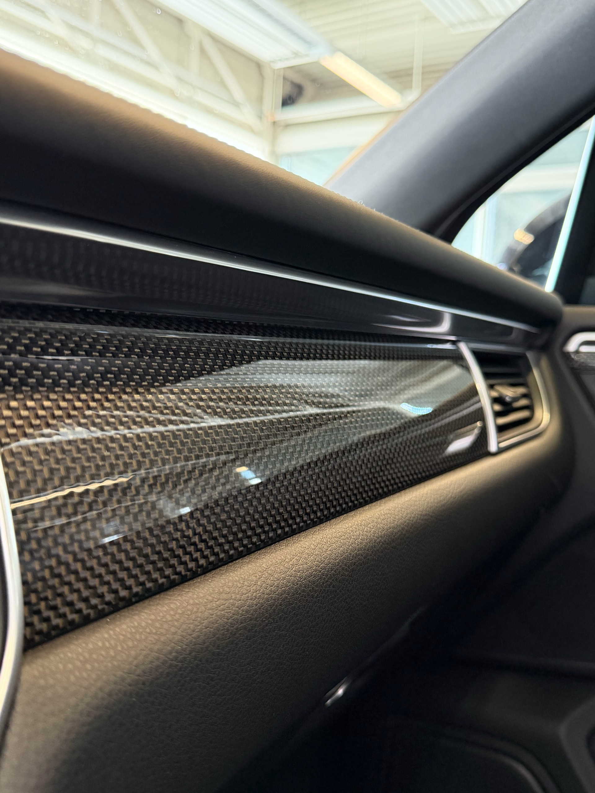 PORSCHE Macan PDK | CH | Swiss Package | Panorama | Sitzbelüftung | Carbon | Memory | DAB |-image-22