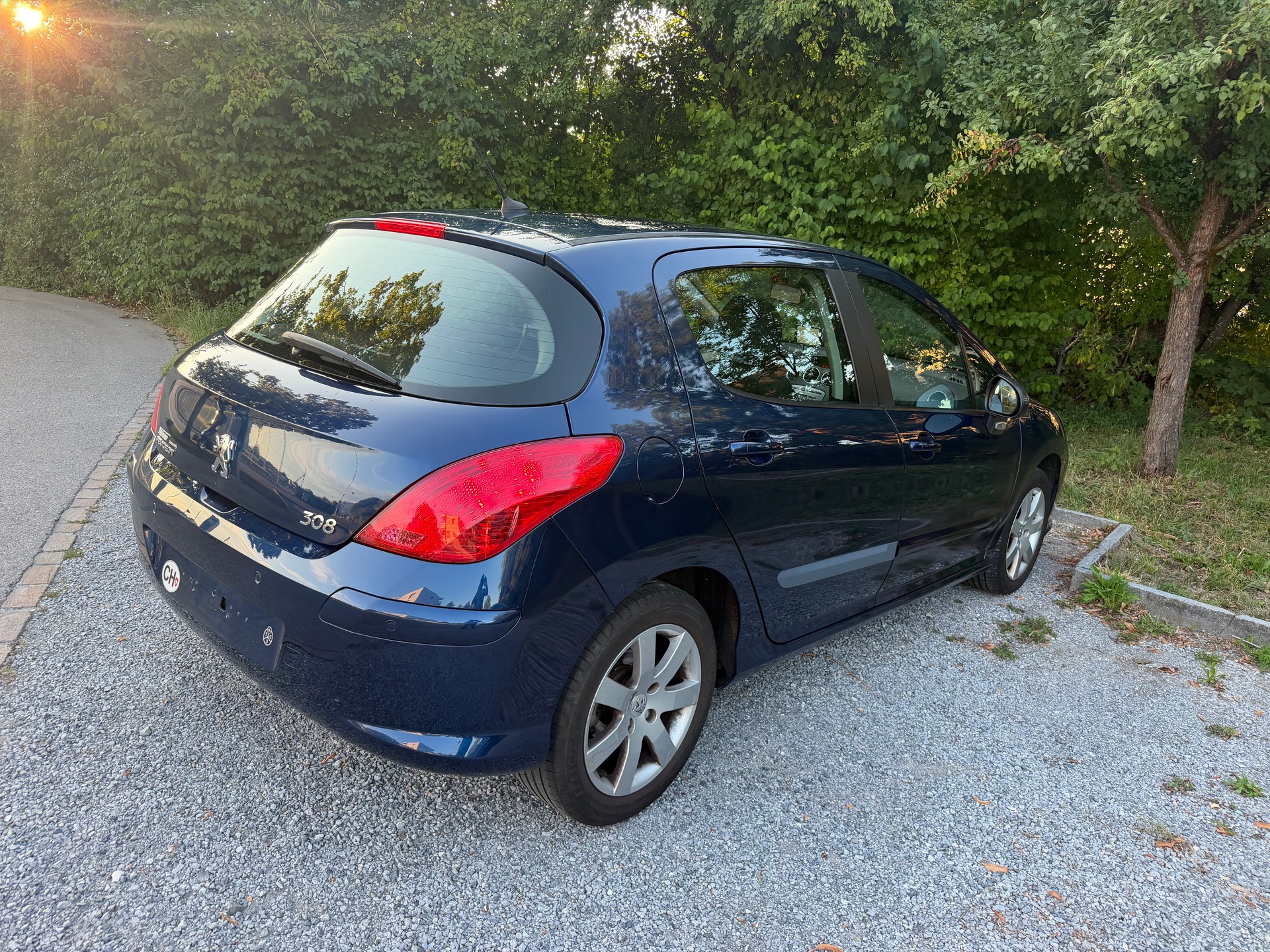 PEUGEOT 308 1.6 HDI Sport-image-2