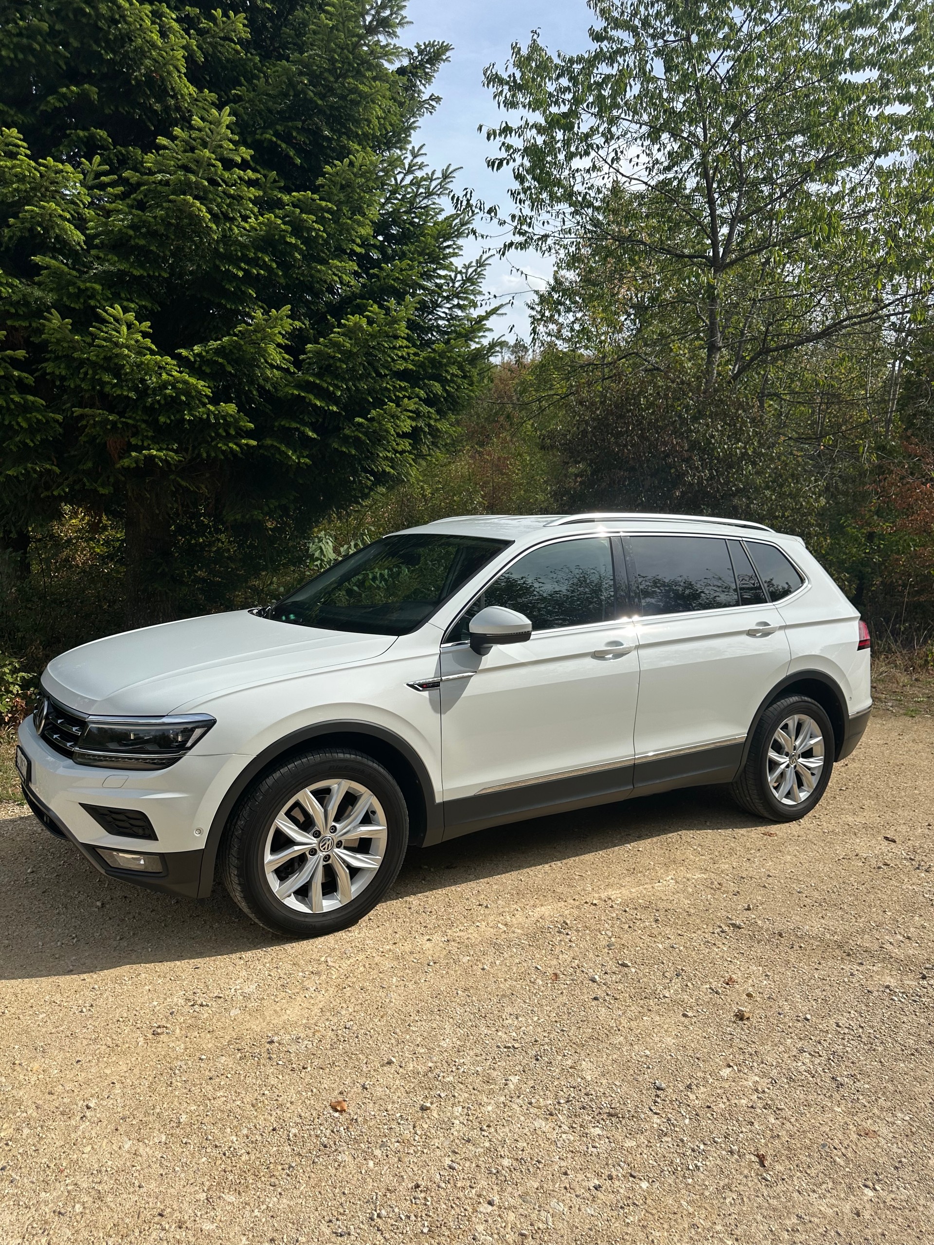 VW TIGUAN 2.0 TSI Comfortline Allspace 4Motion-image-1