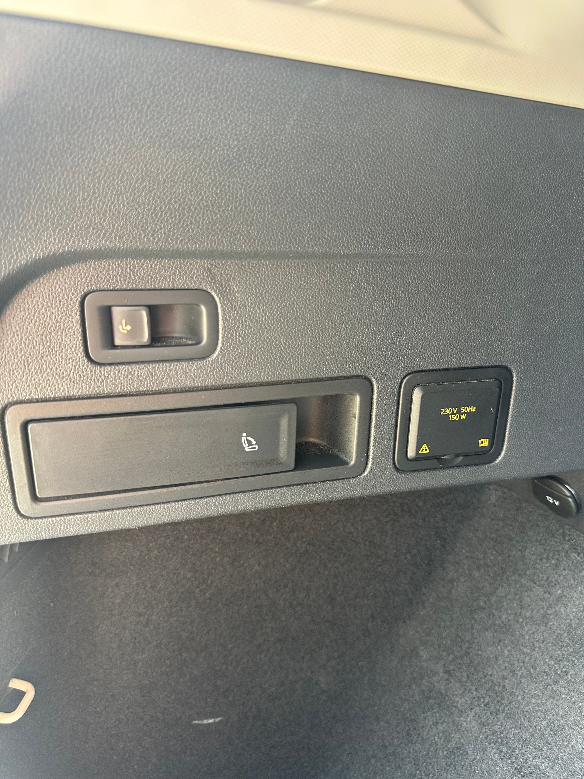 VW TIGUAN 2.0 TSI Comfortline Allspace 4Motion-image-9