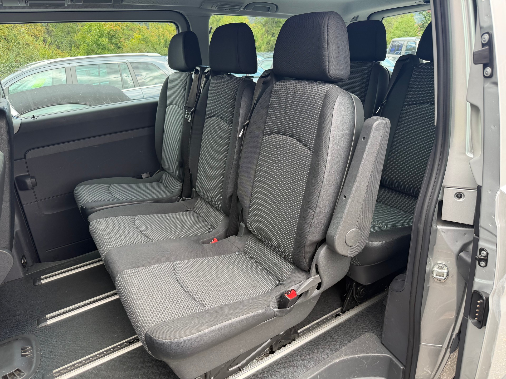MERCEDES-BENZ Vito 116 CDI Blue Efficiency 4Matic A-image-11