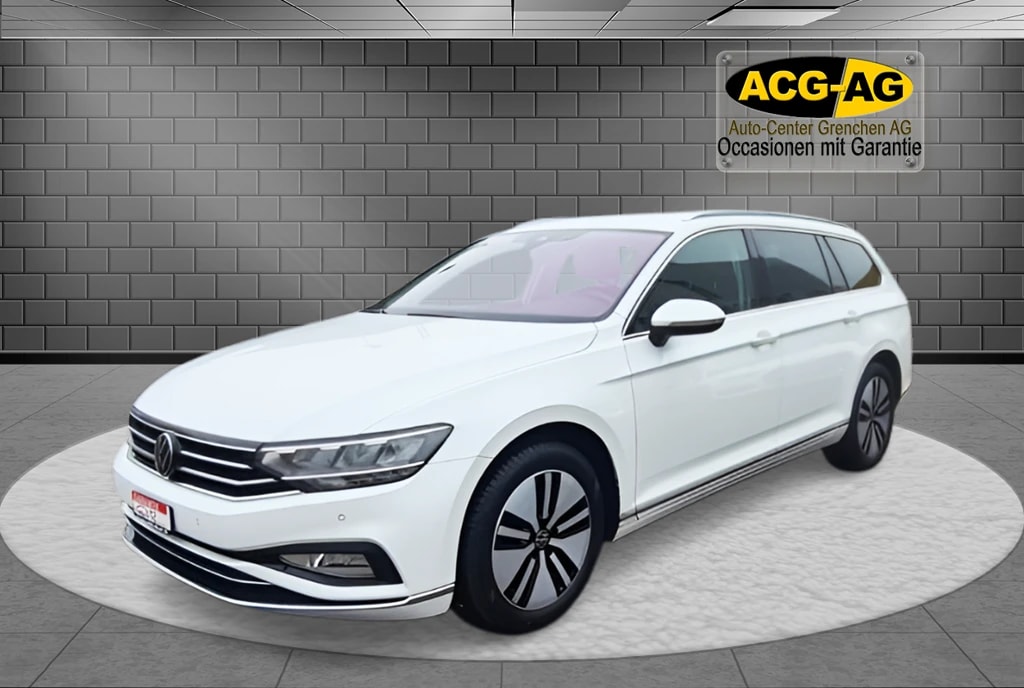 VW Passat 2.0 TDI BMT Elegance DSG ** Alcantara-Leder ** Gr-Navi ** RF-Kamera ** ** Abstandsregelsysteme ** Modell 2022 **-image-2