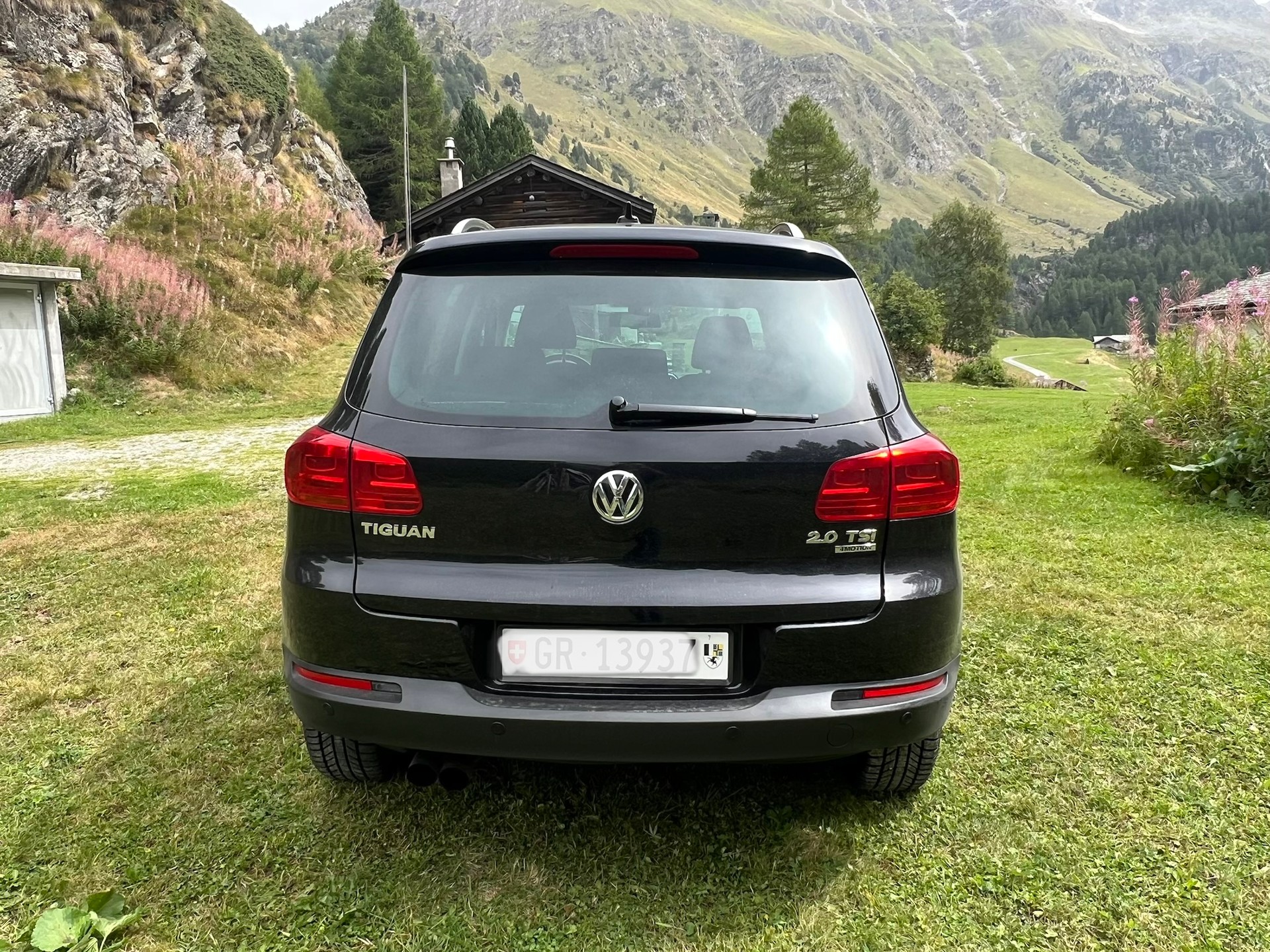 VW Tiguan 2.0 TSI 4motion-image-1