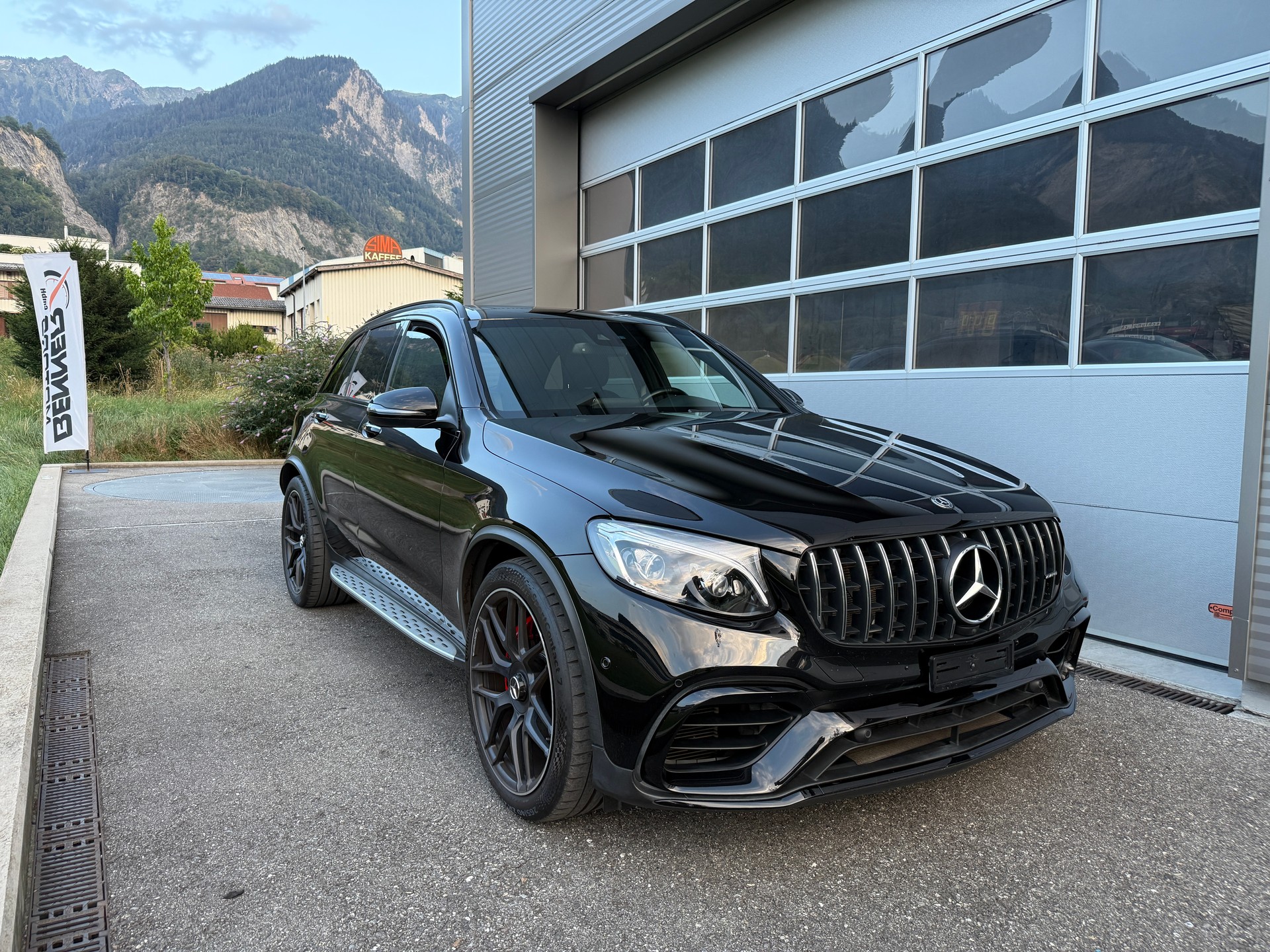 MERCEDES-BENZ GLC 63 S AMG 4Matic+ 9G-Tronic-image-1