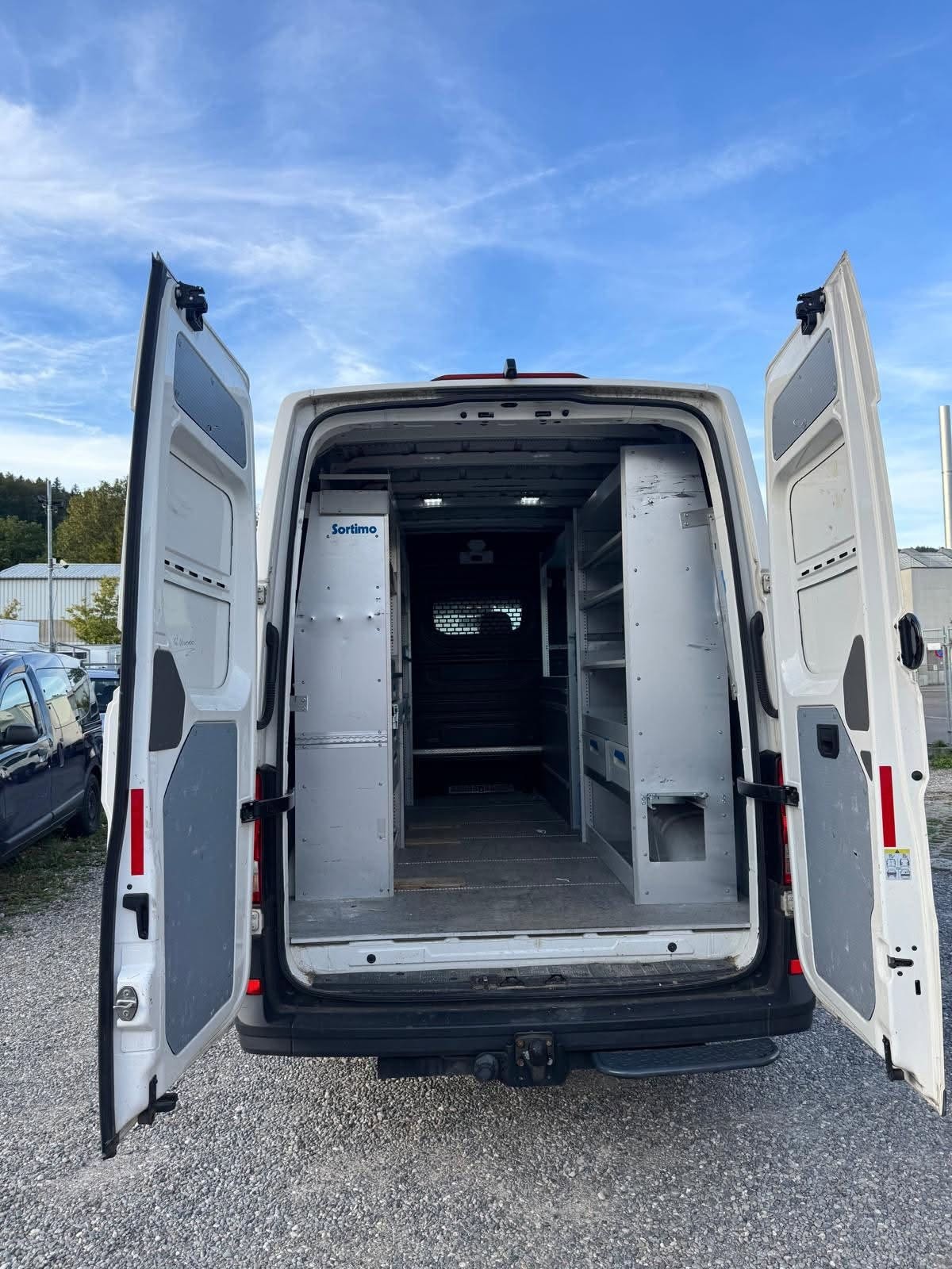 VW Crafter 35 2.0 TDI Mit Werkstatt Einrichtung-image-10