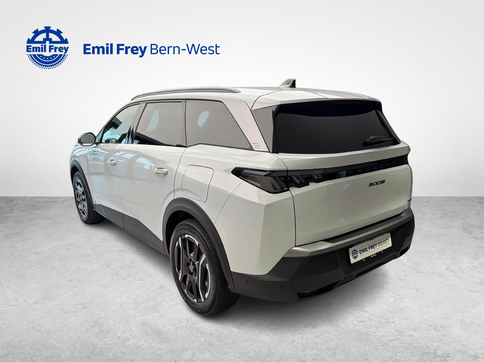 PEUGEOT 5008 1.6 PHEV Allure-image-2