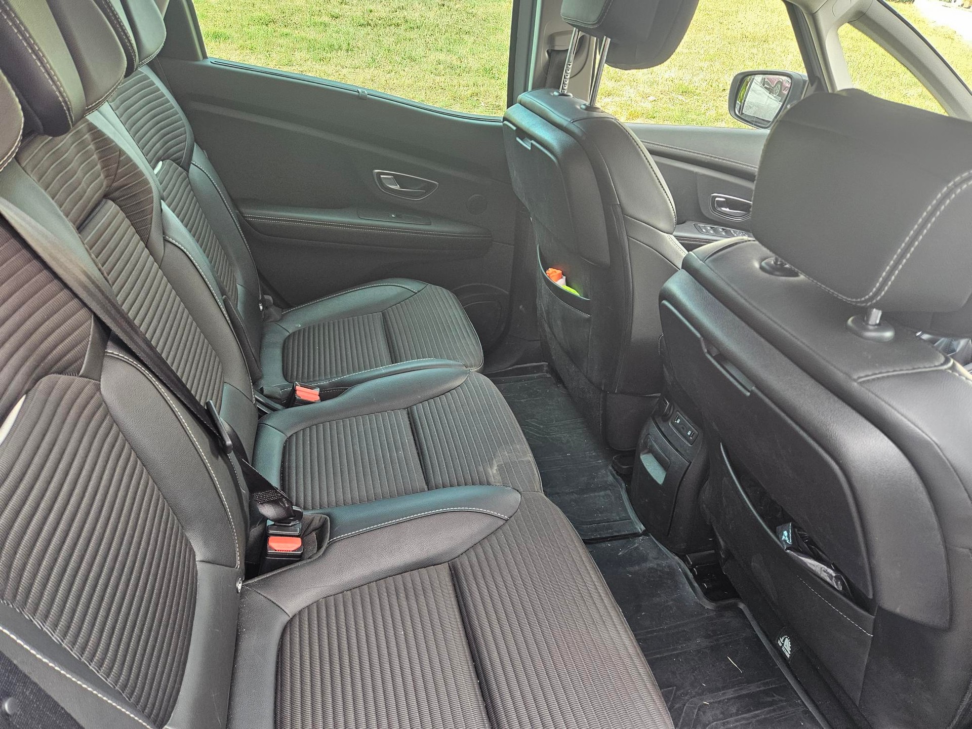 RENAULT Scénic 1.6 dCi Bose-image-8