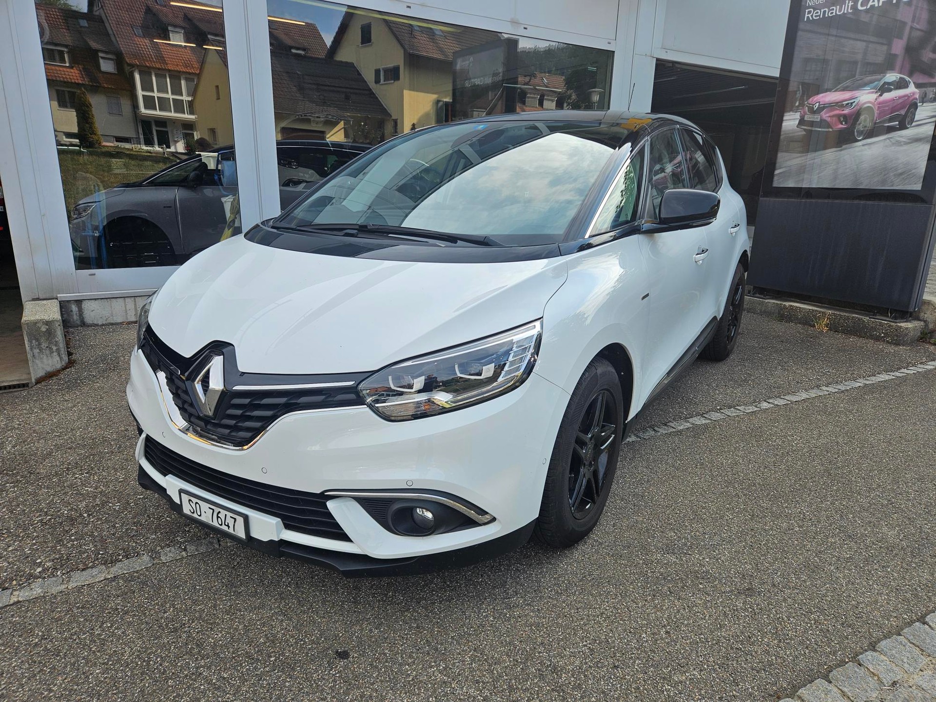 RENAULT Scénic 1.6 dCi Bose-image-1