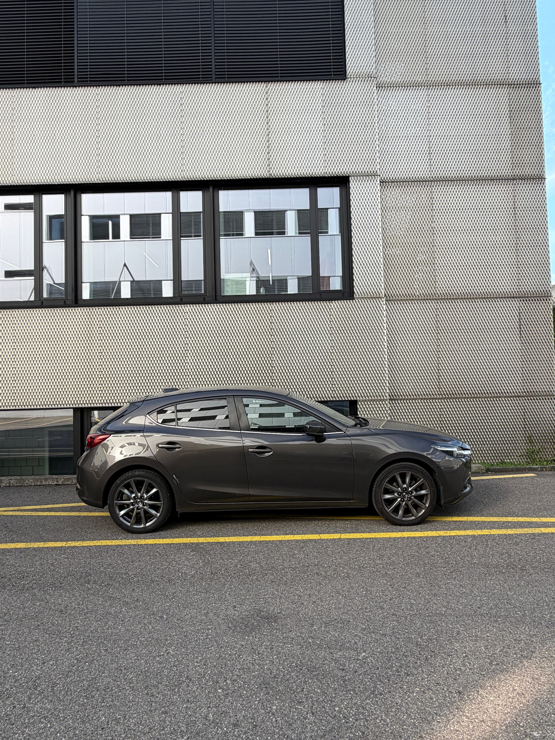 MAZDA 3 SKYACTIV-G 120 Ambition Plus-image-5