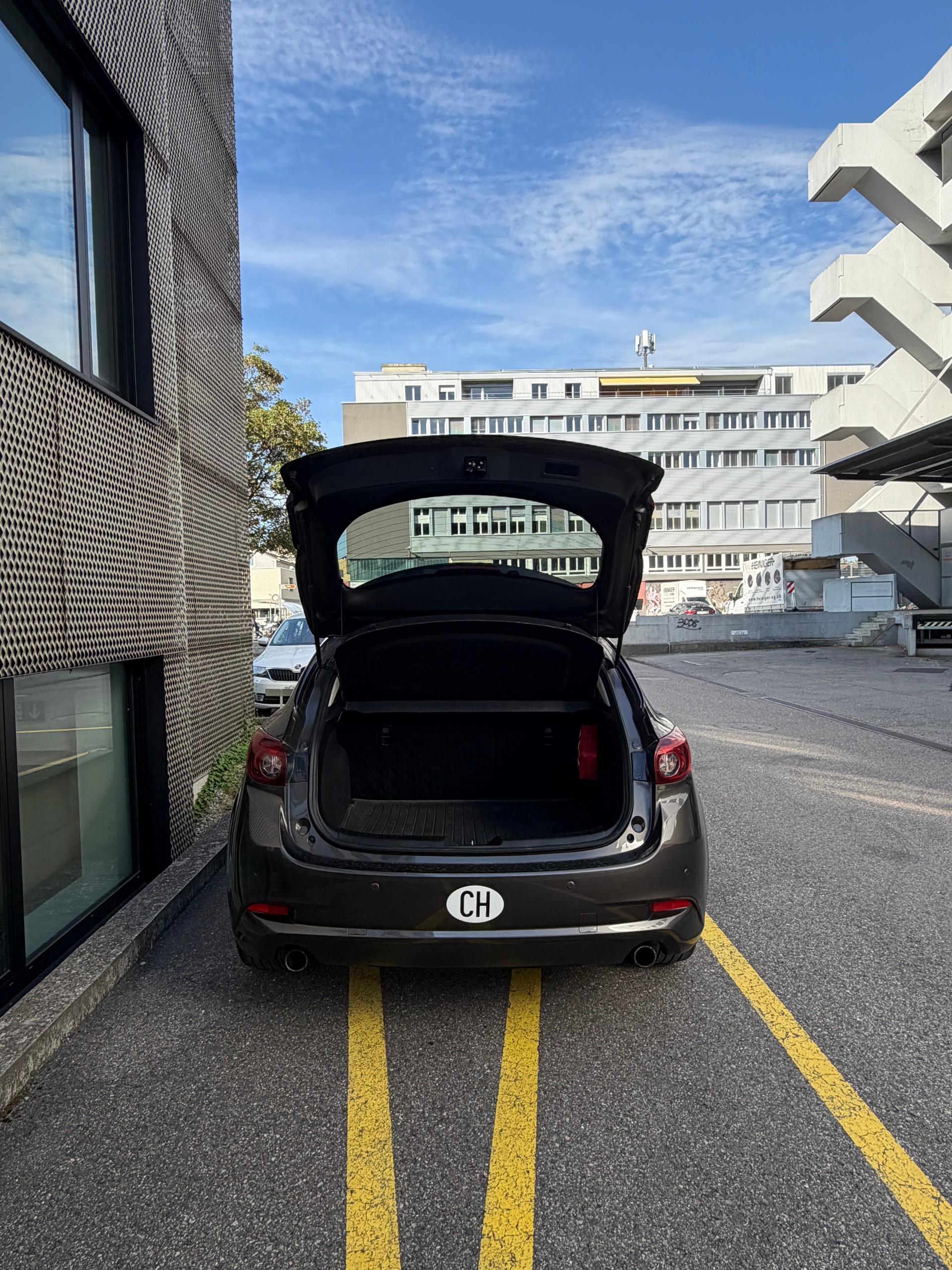 MAZDA 3 SKYACTIV-G 120 Ambition Plus-image-8