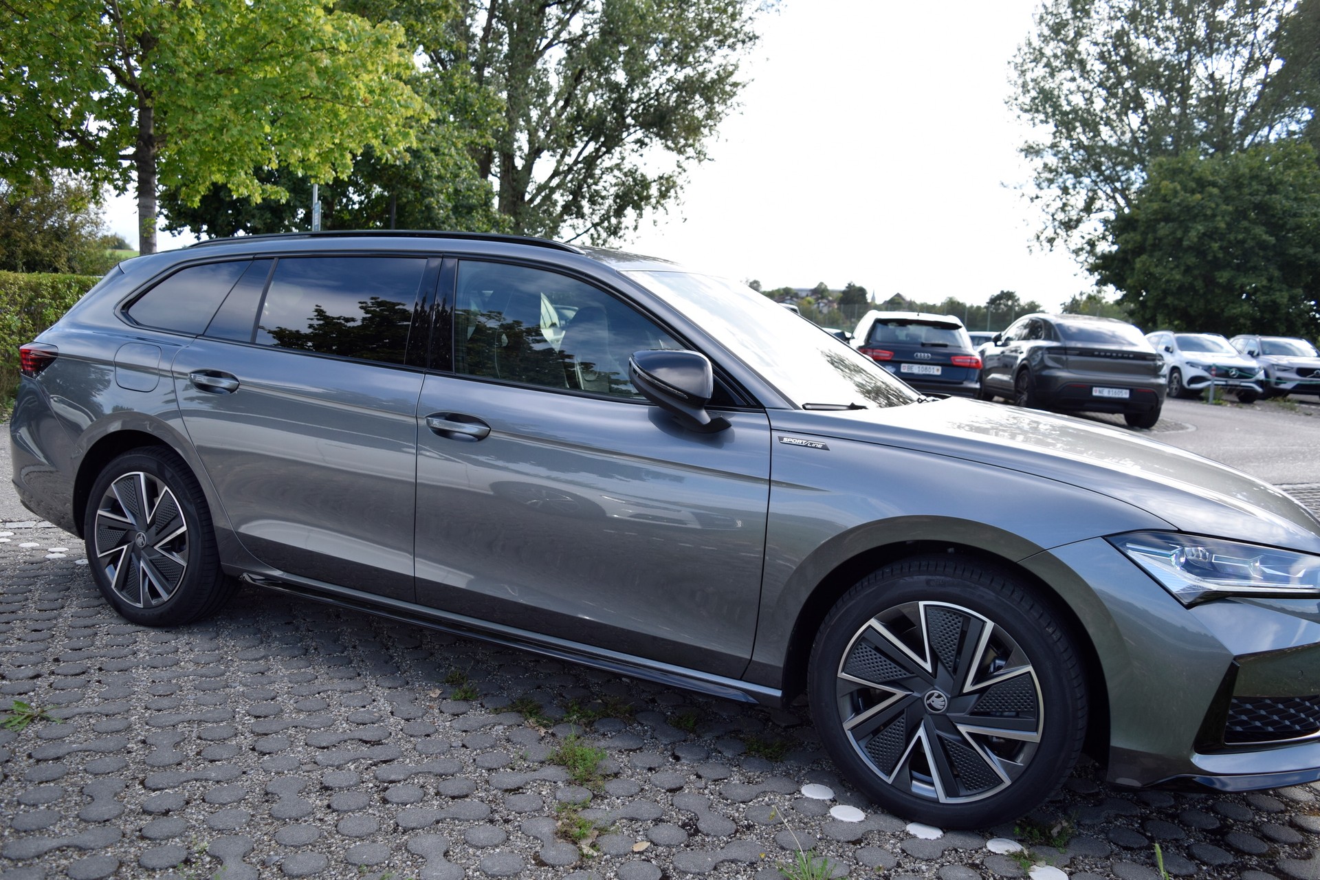 SKODA SUPERB 1.5 TSI PHEV Sportline DSG-image-16