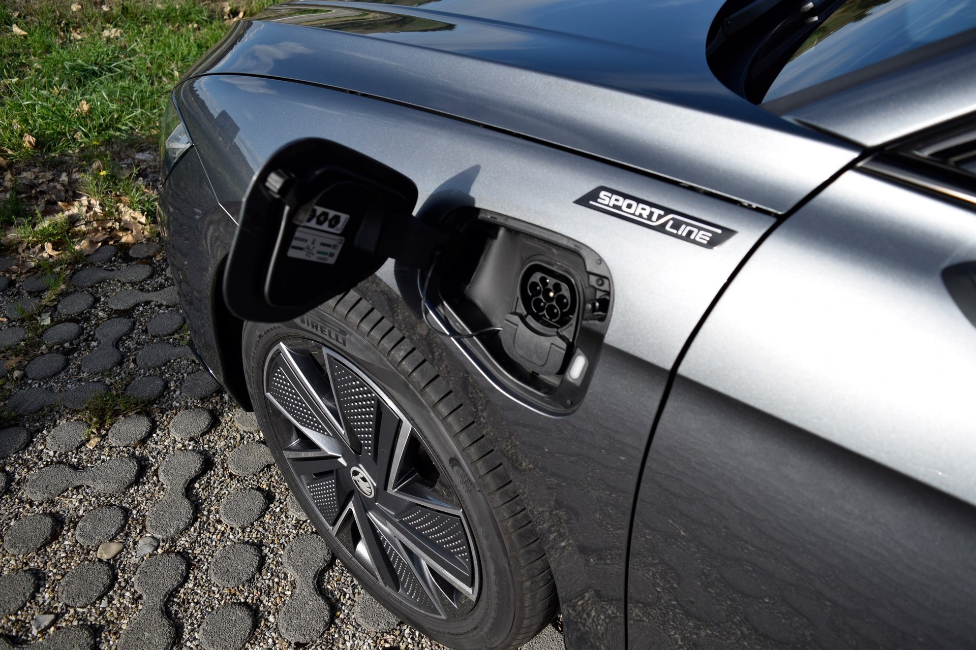SKODA SUPERB 1.5 TSI PHEV Sportline DSG-image-8