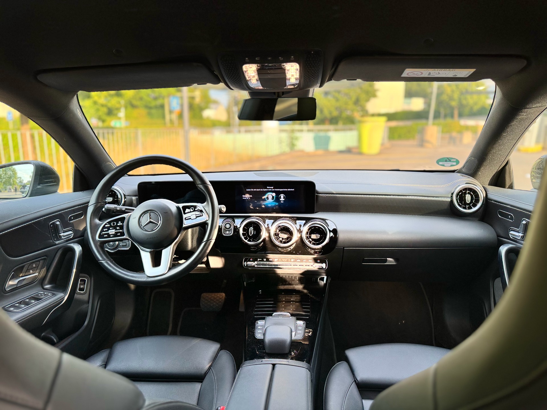 MERCEDES-BENZ CLA 200 Progressive-image-10