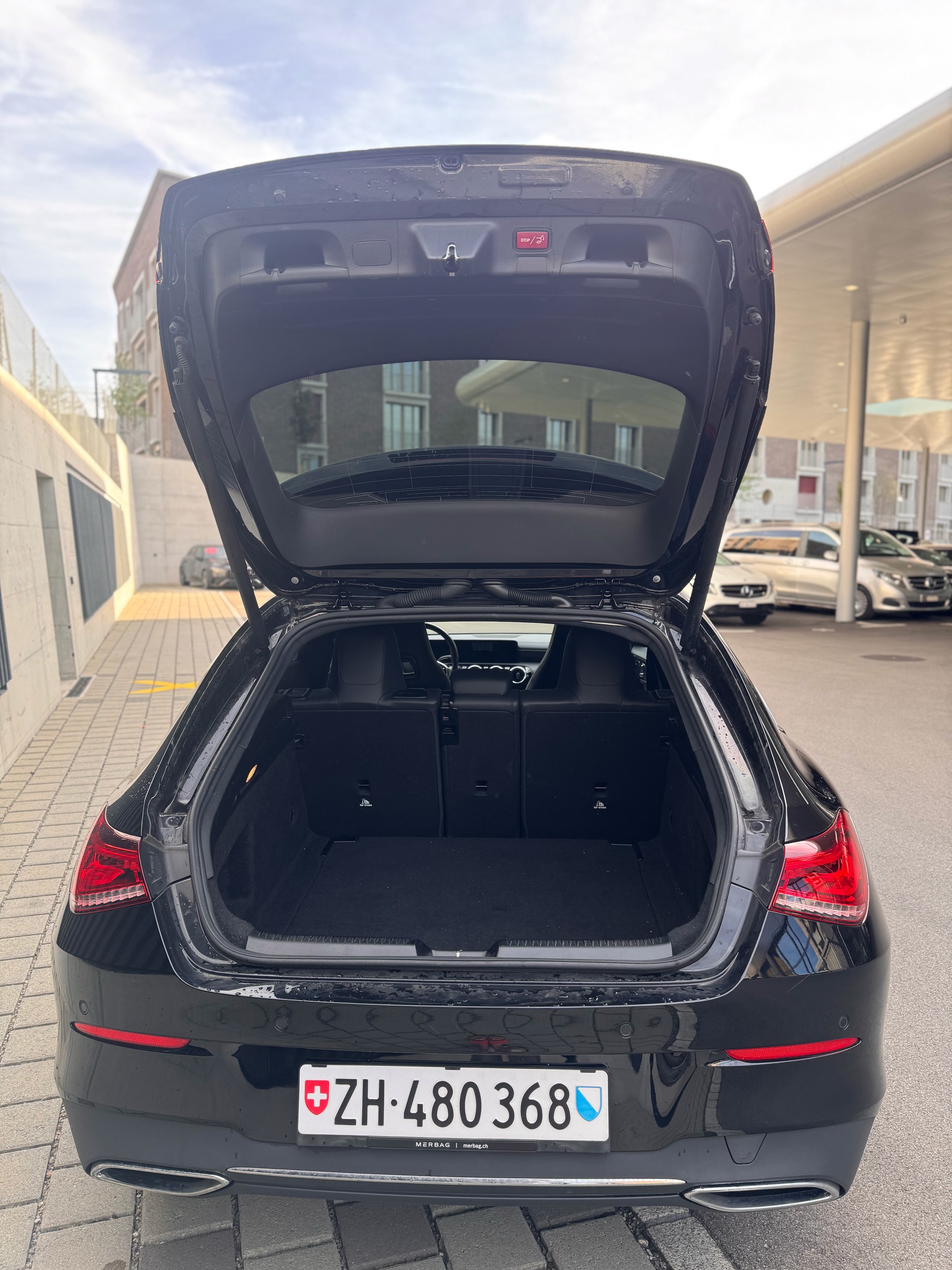 MERCEDES-BENZ CLA 200 Progressive-image-6