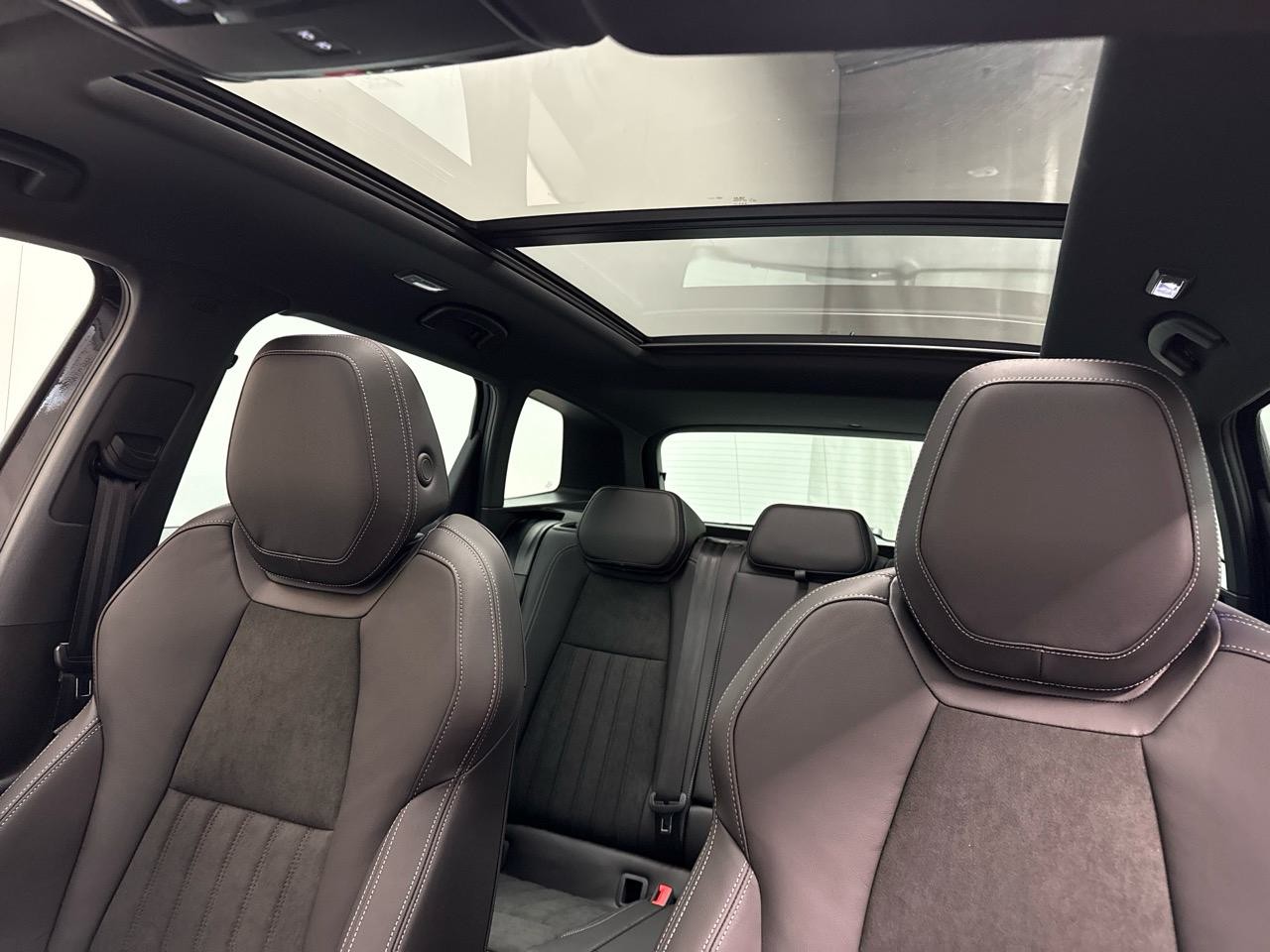 SKODA Karoq 2.0 TSI SportLine 4x4 DSG-image-4
