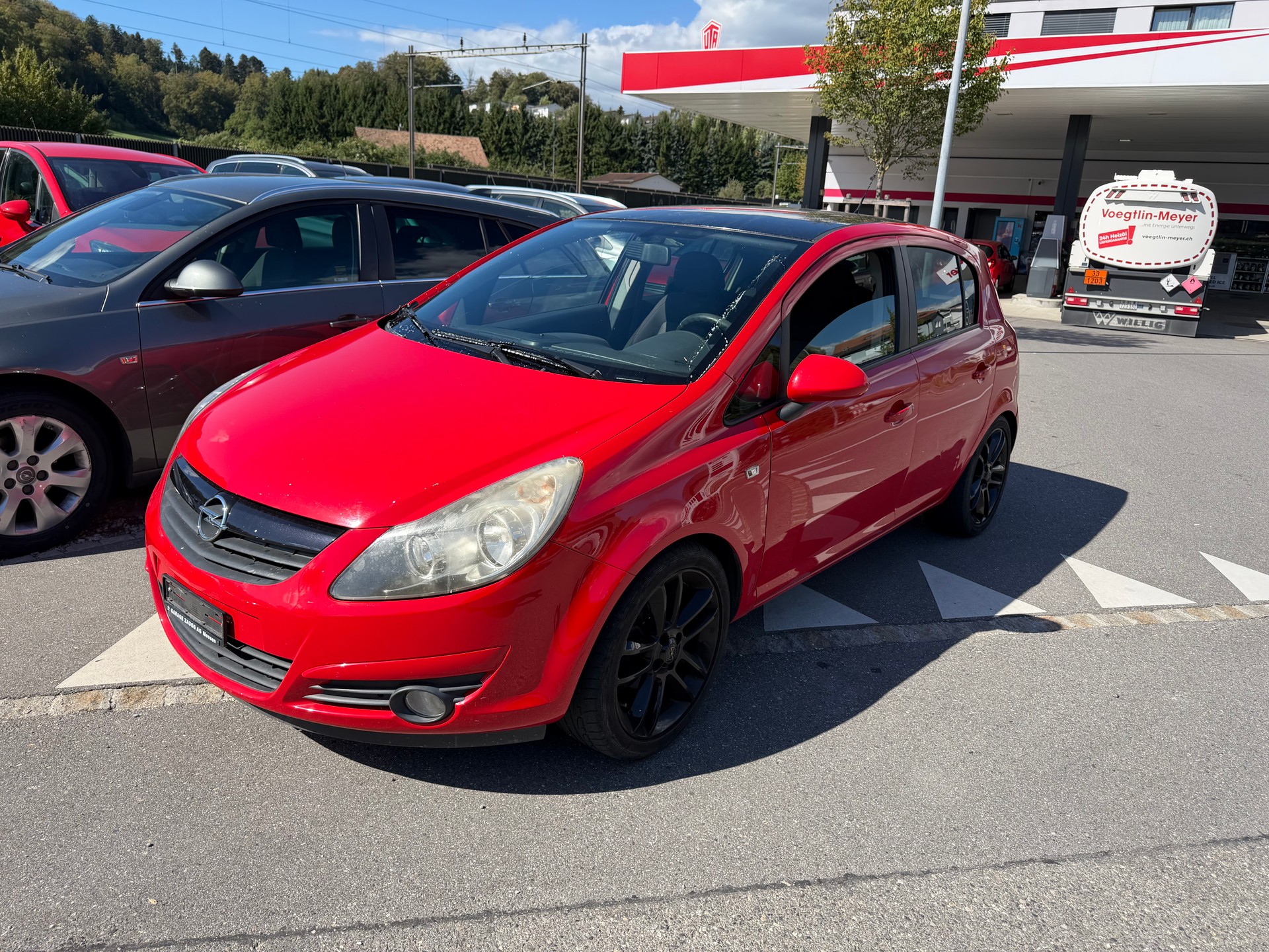 OPEL Corsa 1.4 TP Color Edition Sport-frisch ab Mfk-showroom-element-1