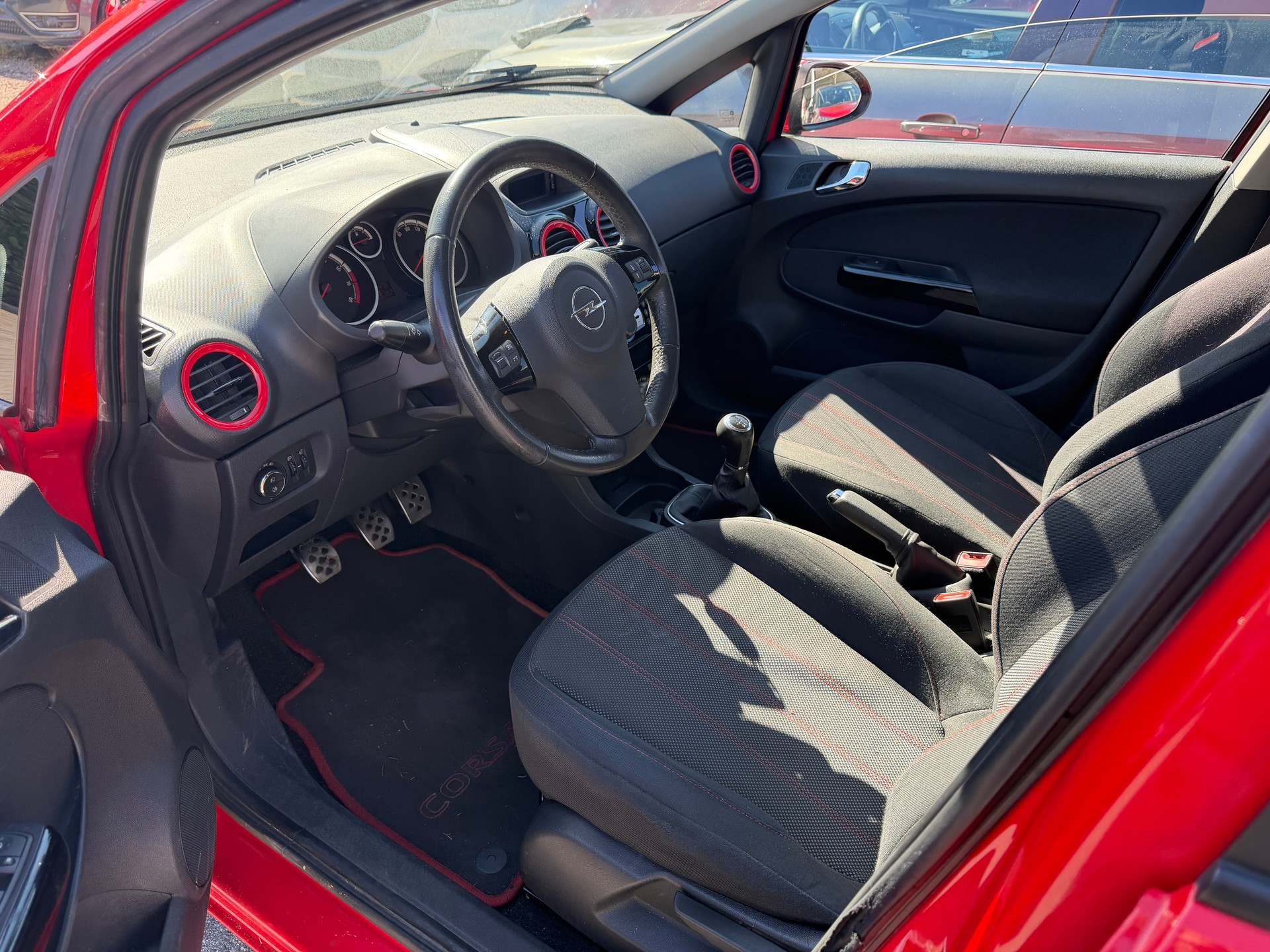 OPEL Corsa 1.4 TP Color Edition Sport-frisch ab Mfk-image-5