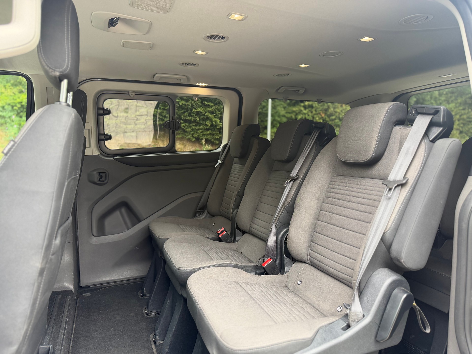 FORD Tourneo Custom 310 L1H1 Titanium SelectShift A-image-7