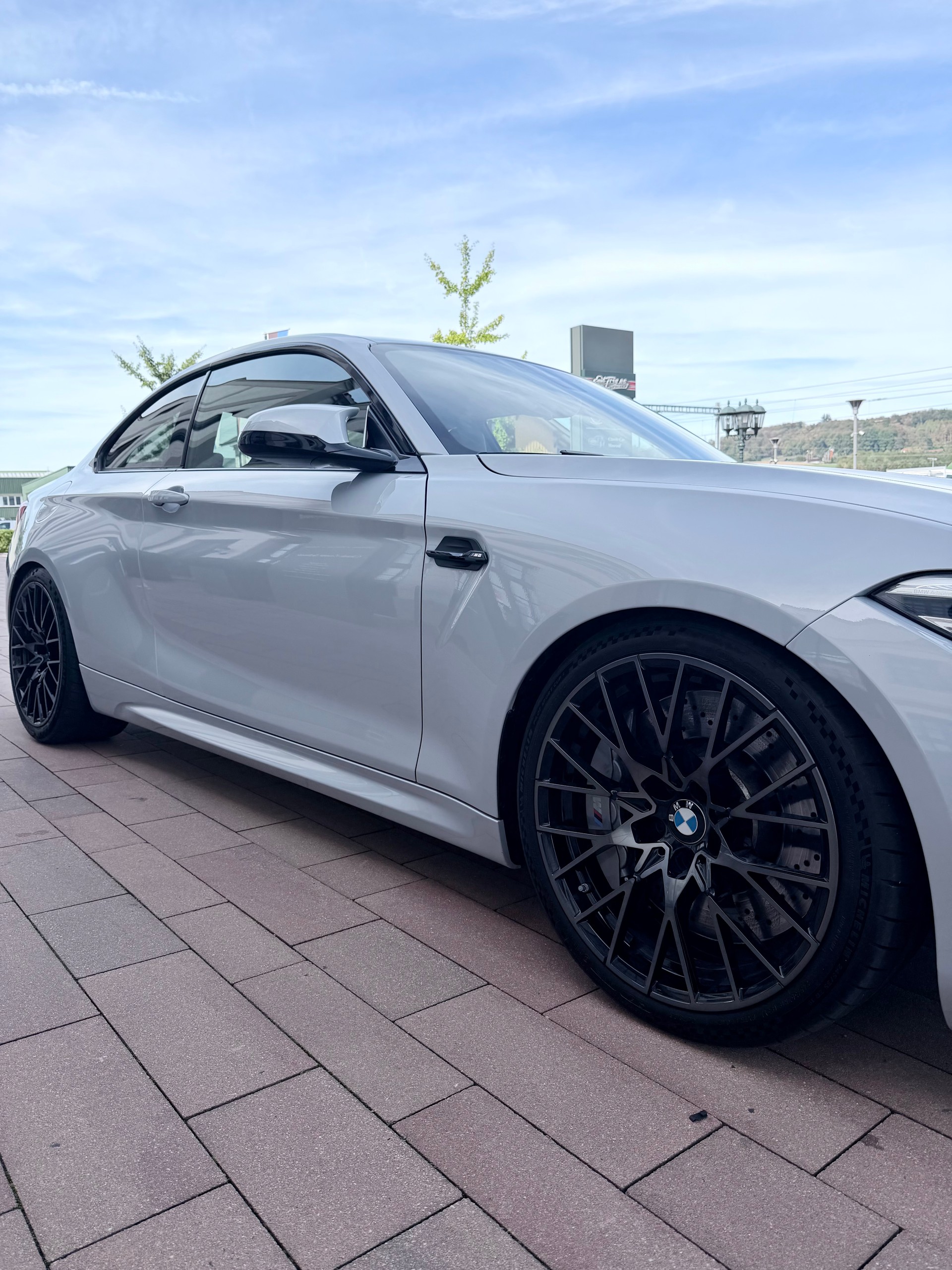 BMW M2 Competition-image-3
