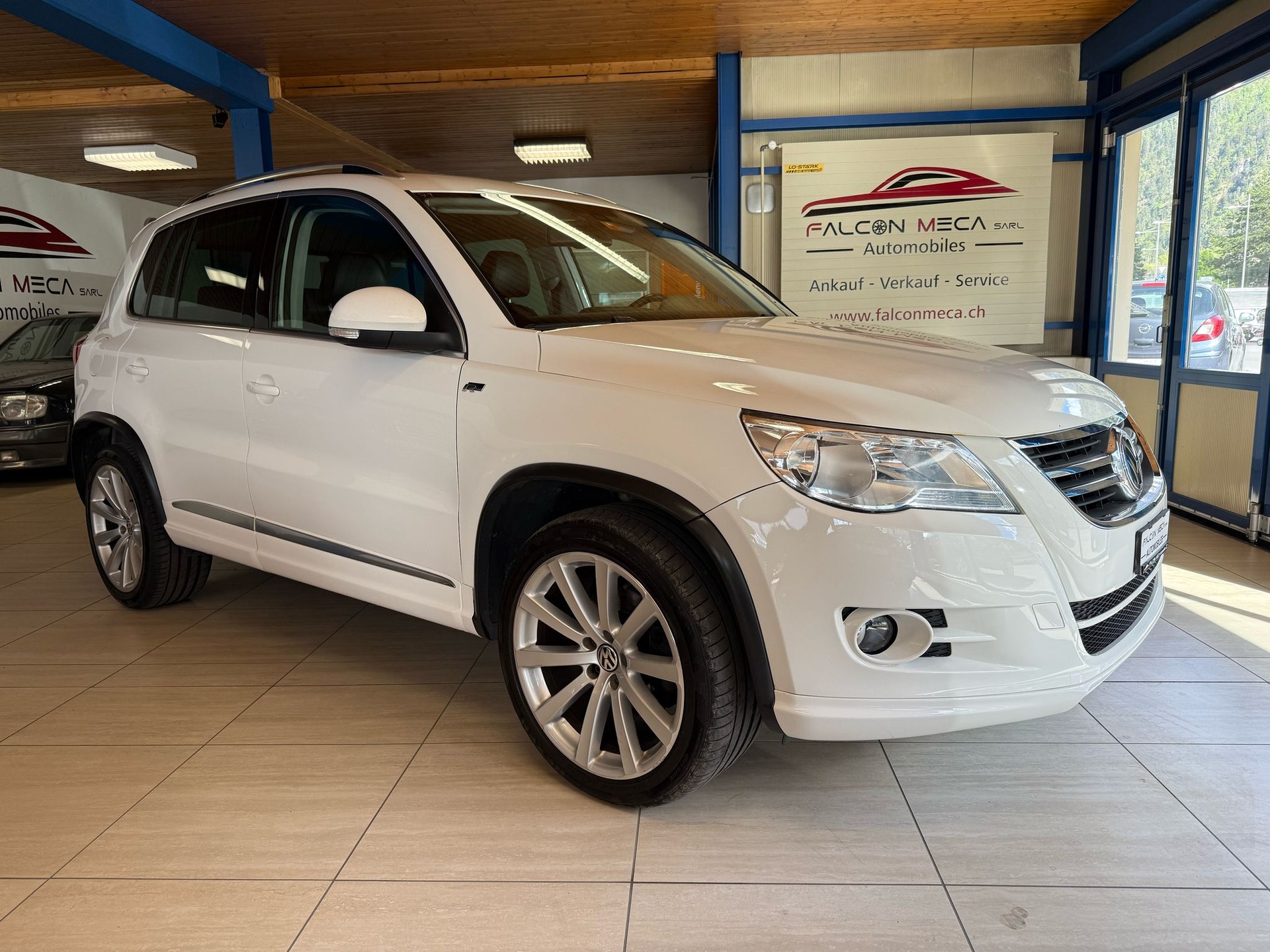 VW Tiguan 1.4 TSI Sport&Style RLINE-image-1