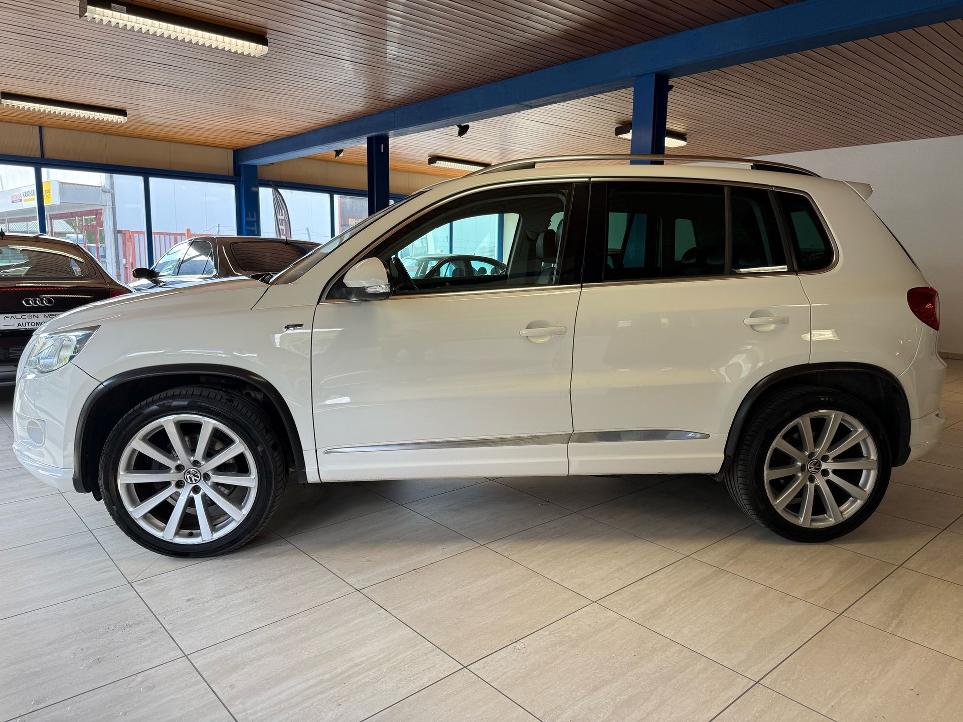 VW Tiguan 1.4 TSI Sport&Style RLINE-image-5