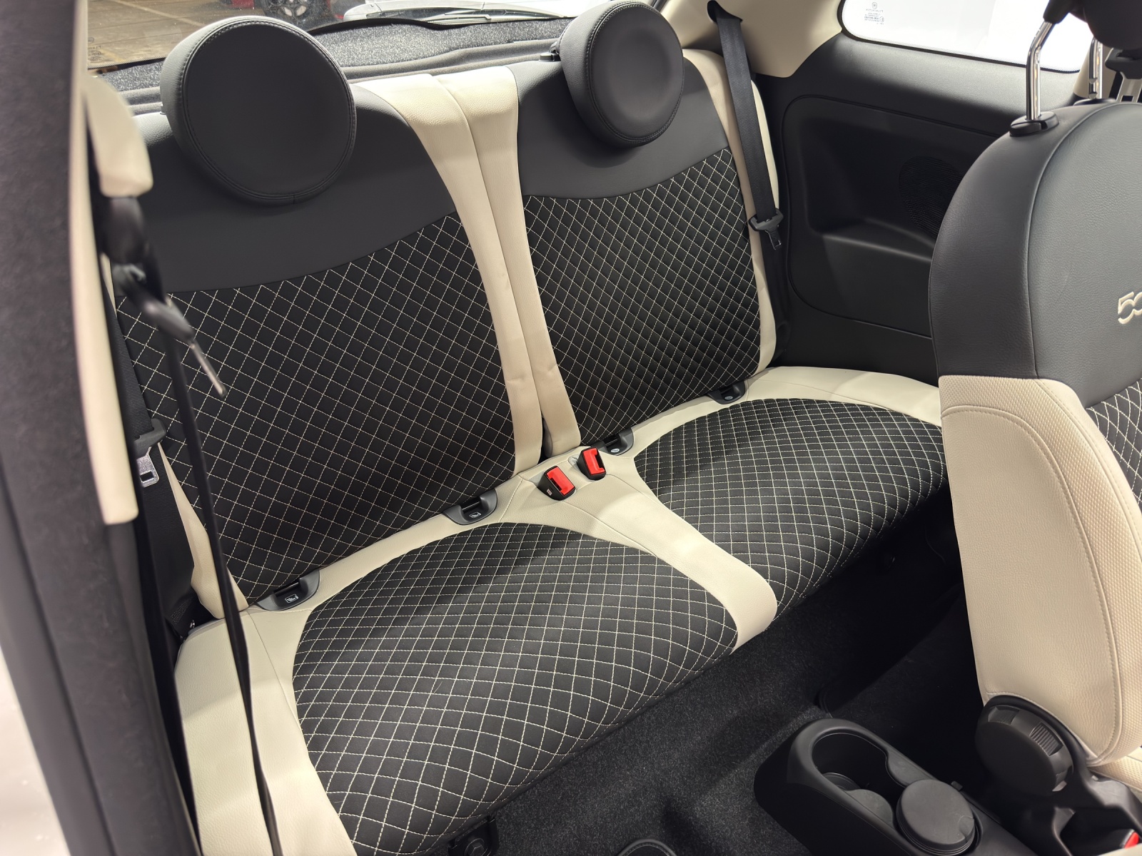 FIAT 500 1.0 Hybrid Dolcevita-image-9