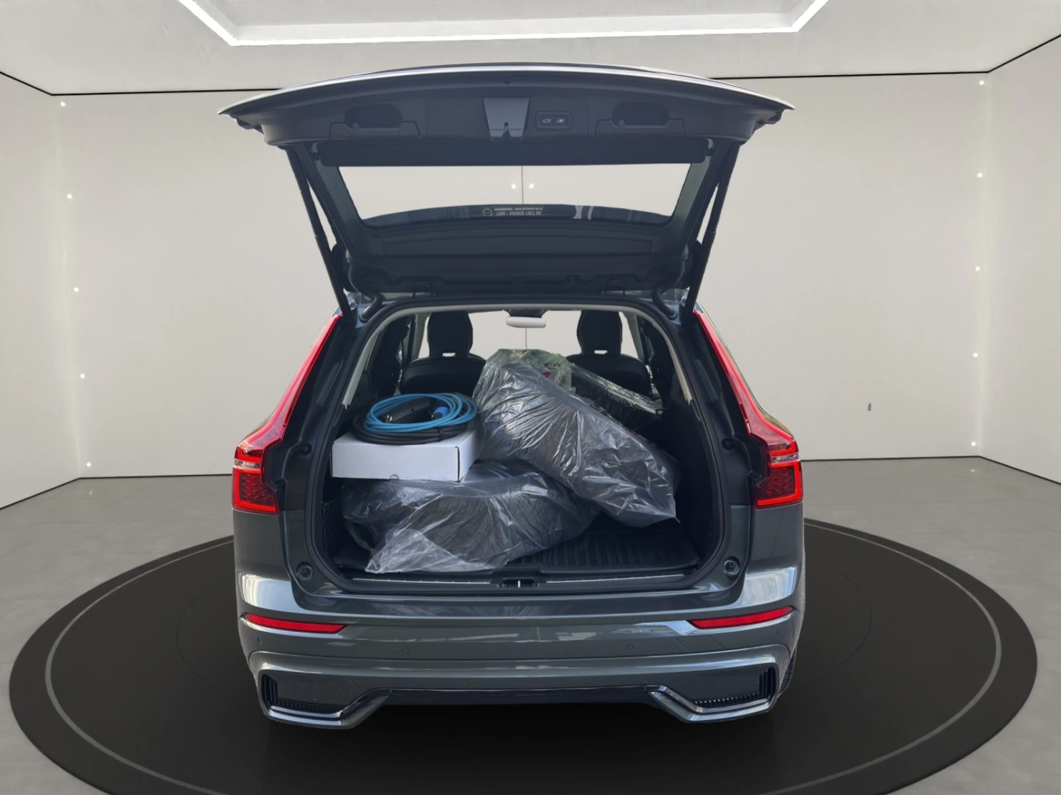 VOLVO XC60 2.0 T8 TE Ultra Dark eAWD-image-5