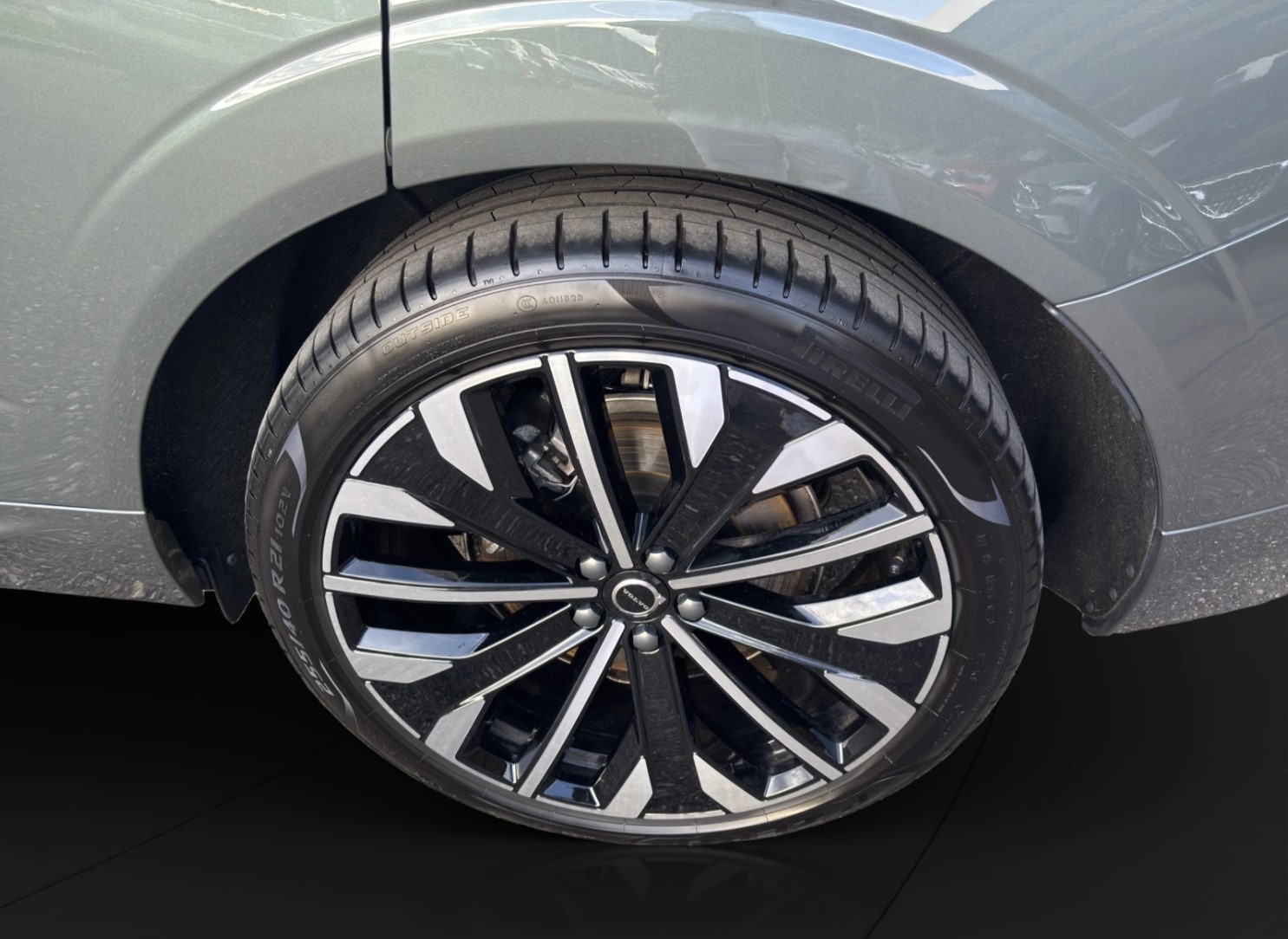 VOLVO XC60 2.0 T8 TE Ultra Dark eAWD-image-3